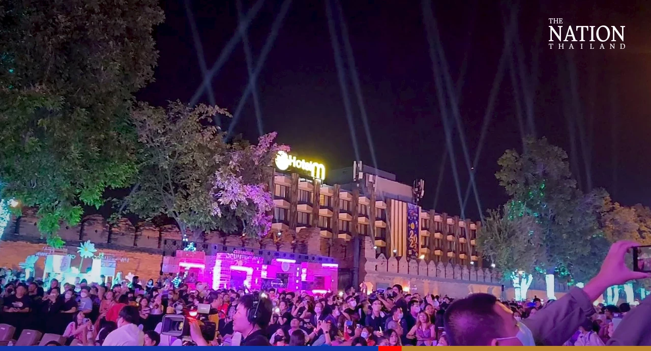 Chiang Mai welcomes 2023 with prayers, lanterns and dazzling pyrotechnics