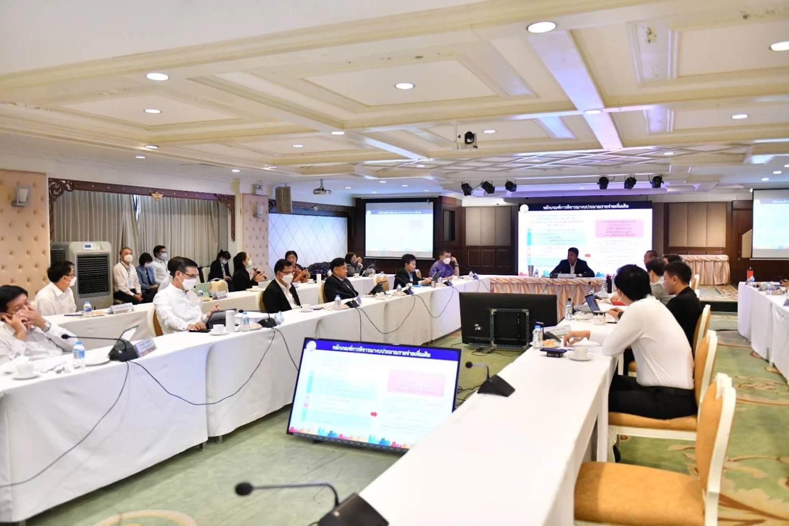 Bangkok coordinates with neighbouring provinces to control air pollution, urges companies to allow working from home