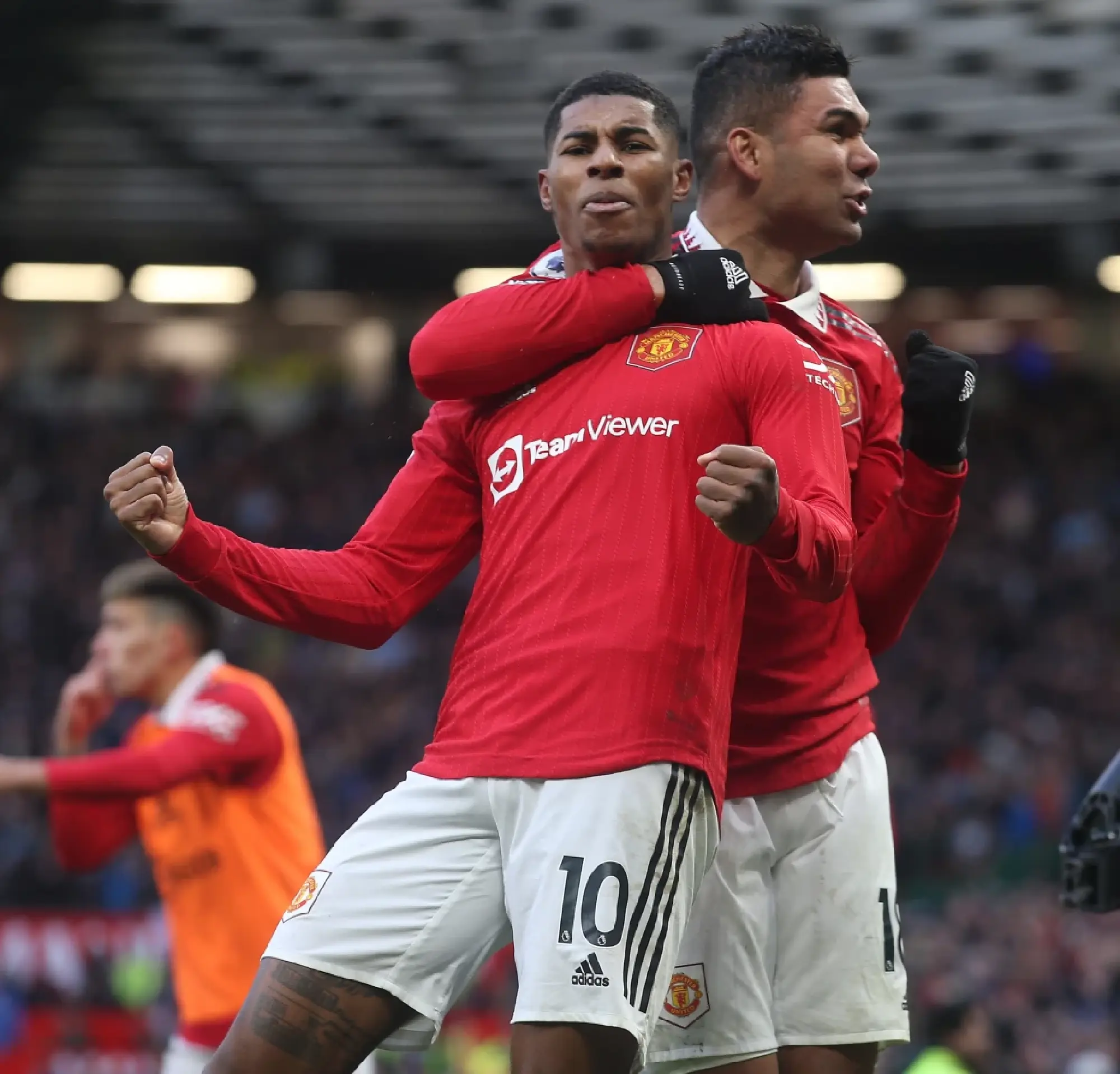 Rashford the hero again as Man United come back to beat Man City in dramatic derby