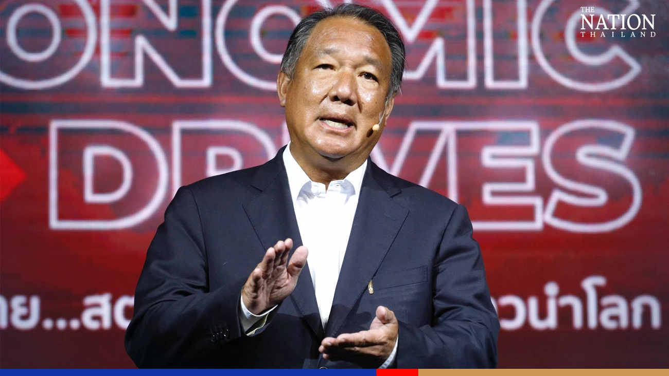 Kittirat Na-Ranong, deputy leader of Pheu Thai