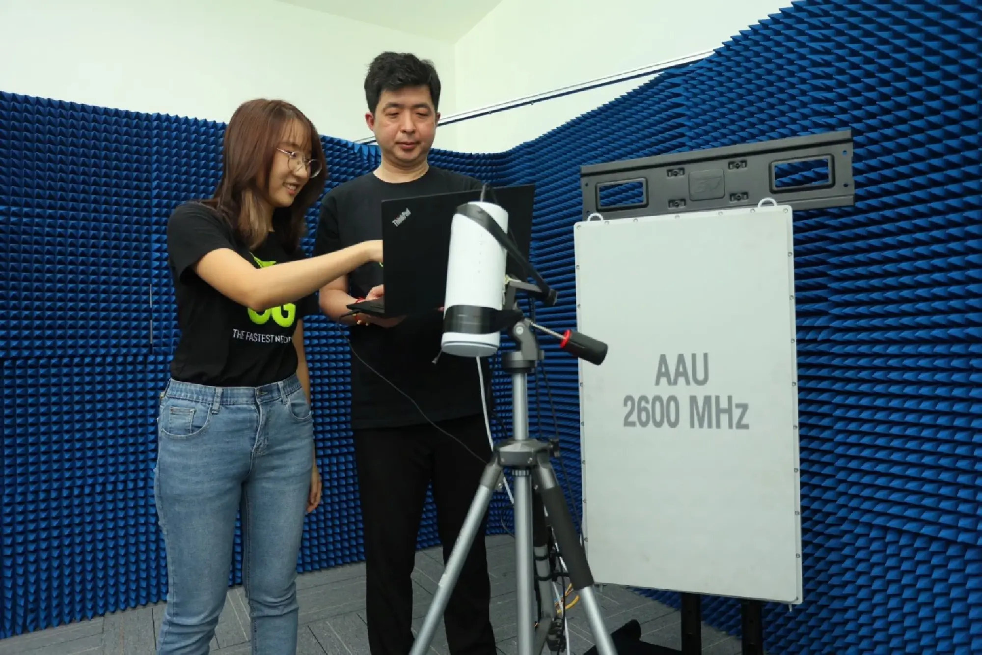 AIS spotlight on 5G power with the biggest network and global partners
