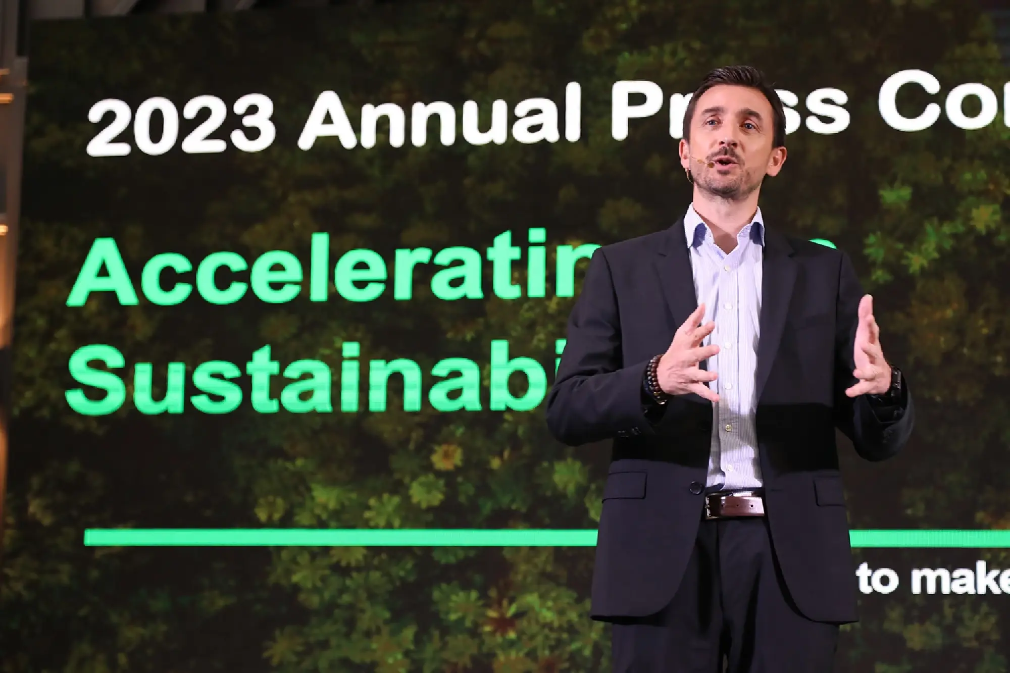 Schneider Electric helped reduce more than 90 million tons of carbon emissions by 2022