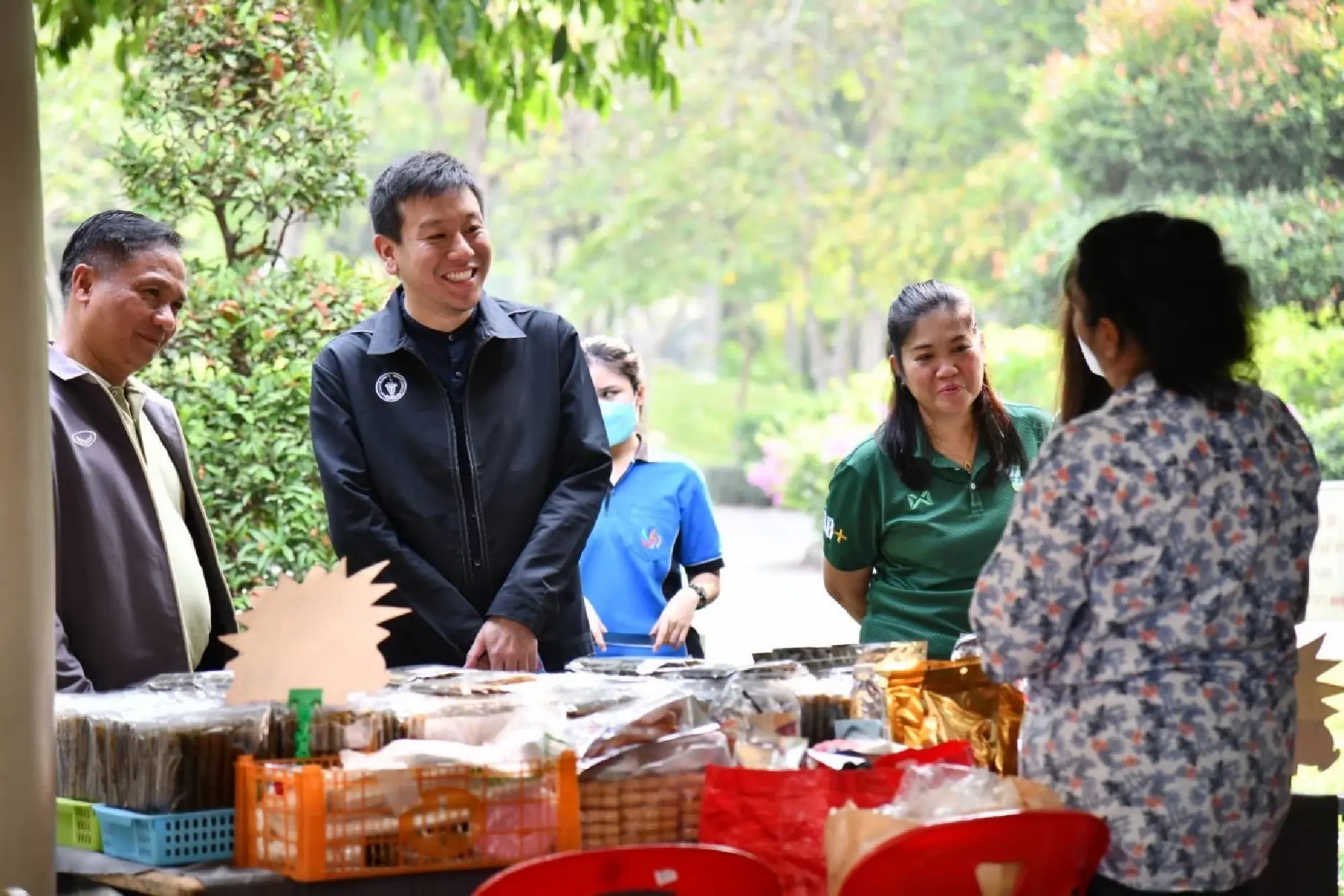 Bangkok holds its first Farmers’ Market in Lat Krabang park