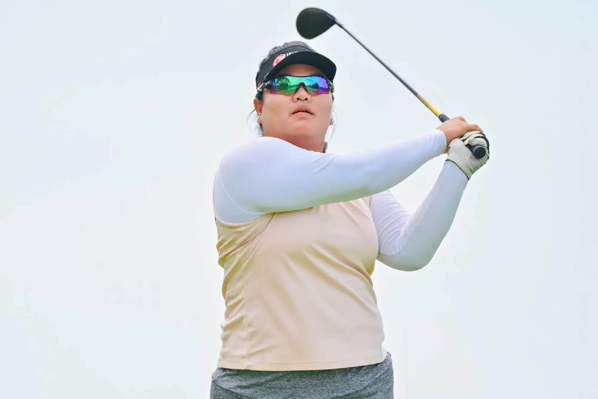 Aunchisa Sizzles with 2nd round 66 to Grab Clubhouse Lead in Rain-Hit Thailand Mixed