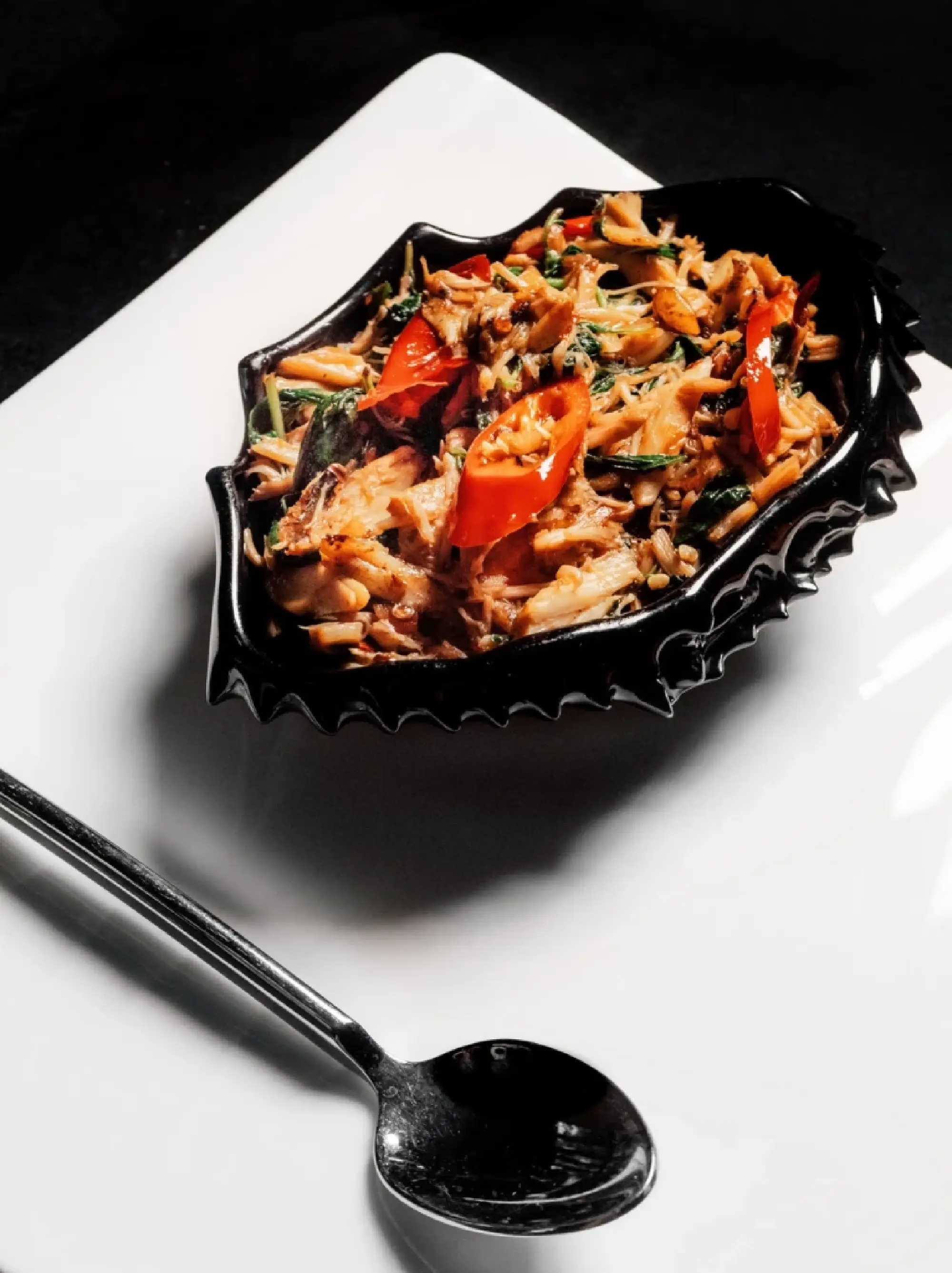 Ministry of Crab serves Sri Lanka style fresh crab to Bangkok diners