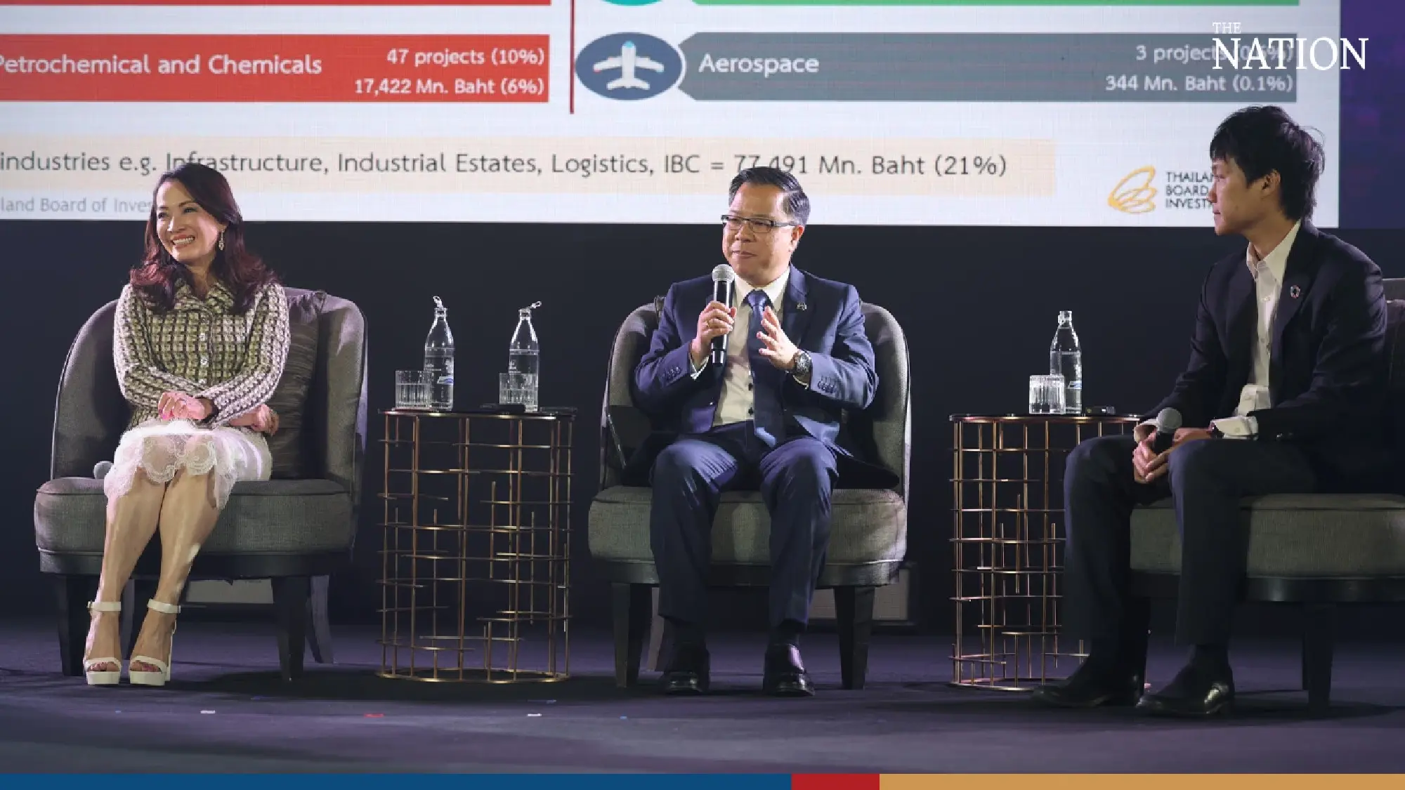 (from left) Jareeporn Jarukornsakul, Narit Therdsteerasukdi and Jirayut Srupsrisopa