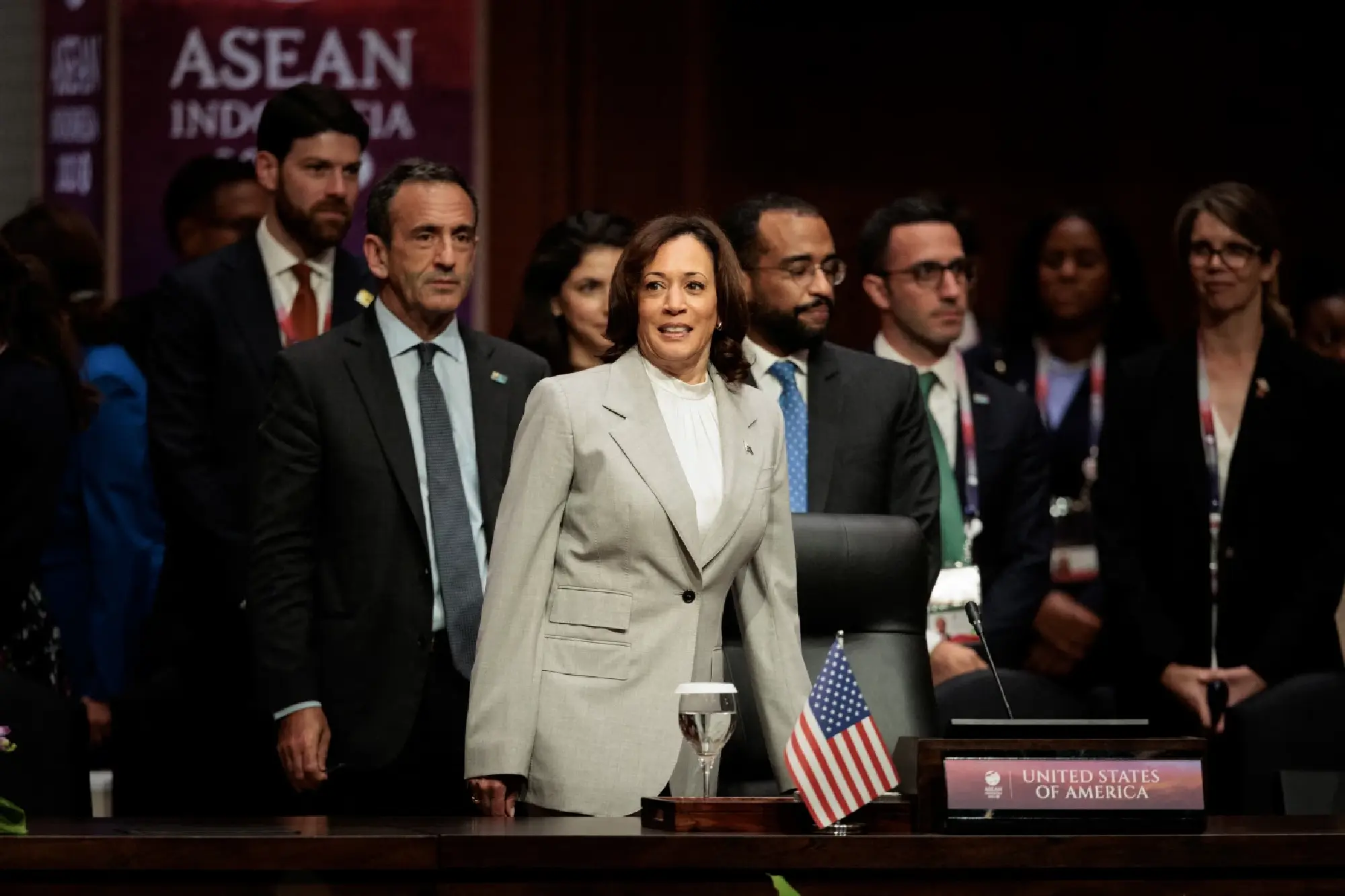 Premier Li calls for closer ties between China-Asean community