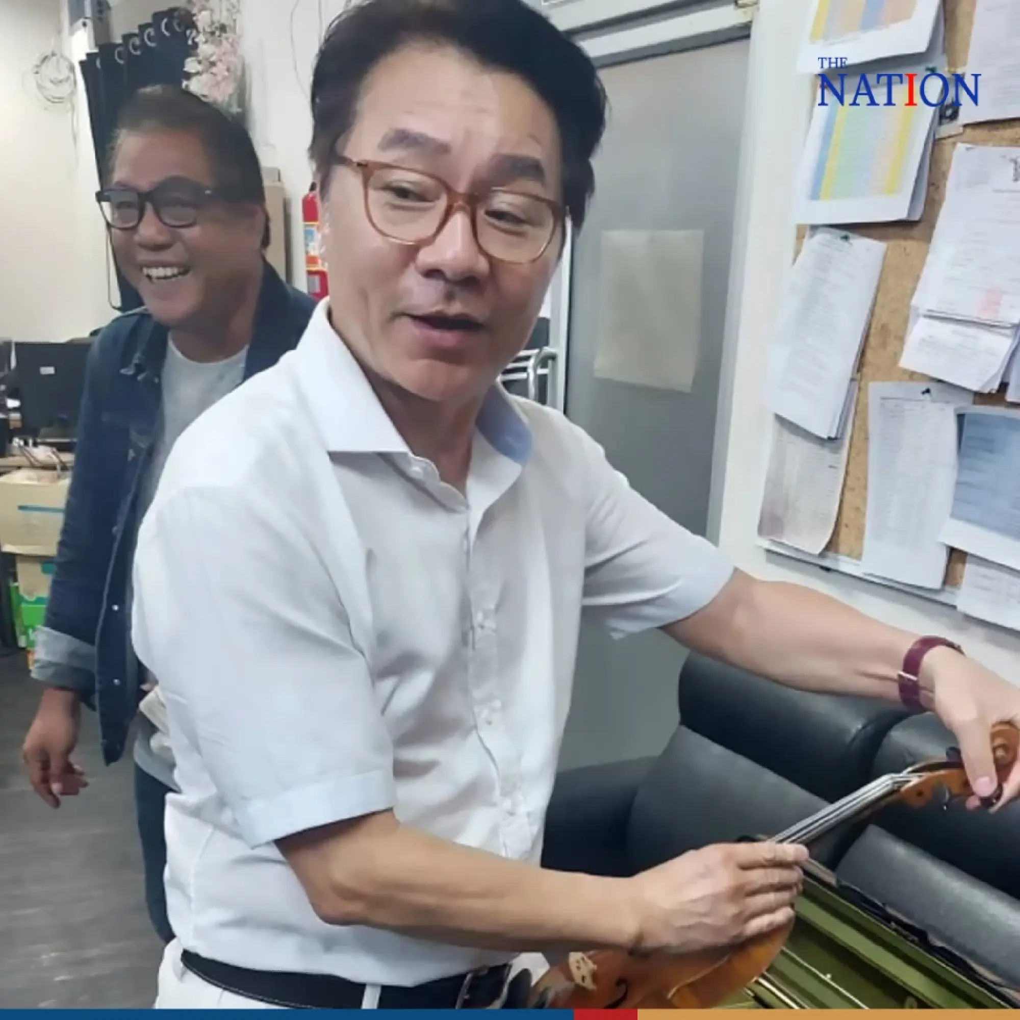 Cabbie returns US$500,000 violin to absent-minded professor