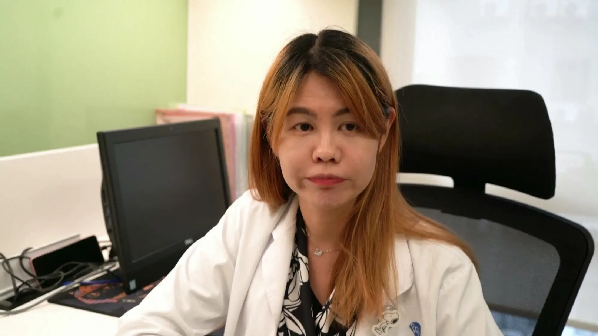 Chinese parent sceptical of efficacy of limiting children's phone time