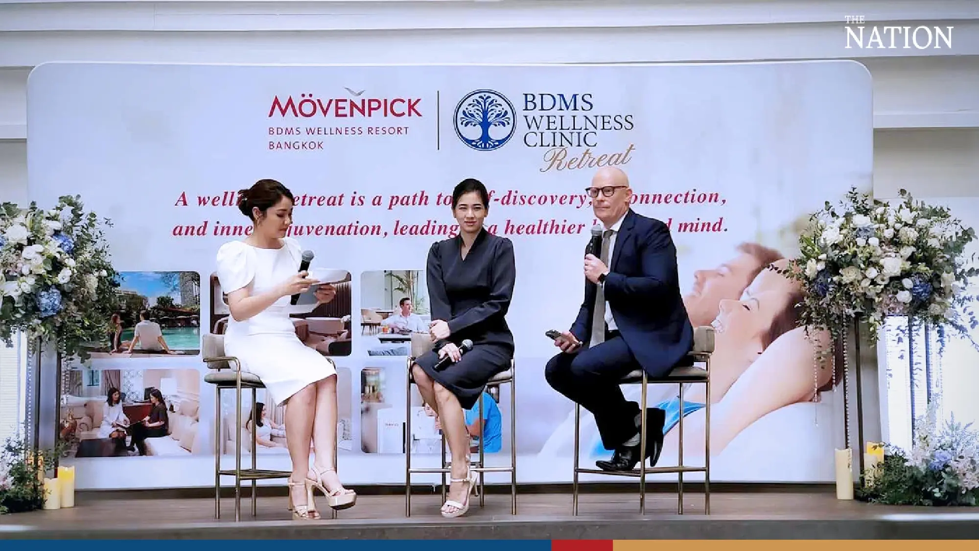 (from left) MC, Pichaporn Thanapongsathorn and Dan Smith