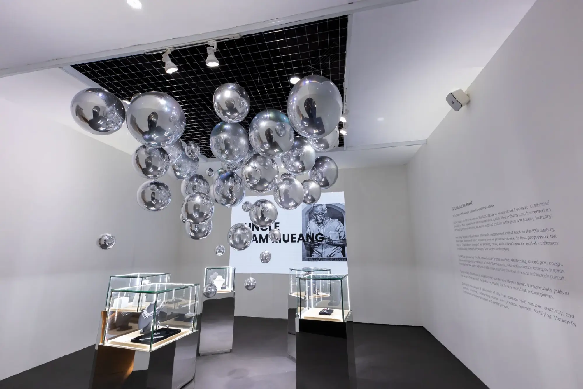 “Magnificent 40-Year Journey of Brilliance” celebrates 40 Years of Bangkok Gems