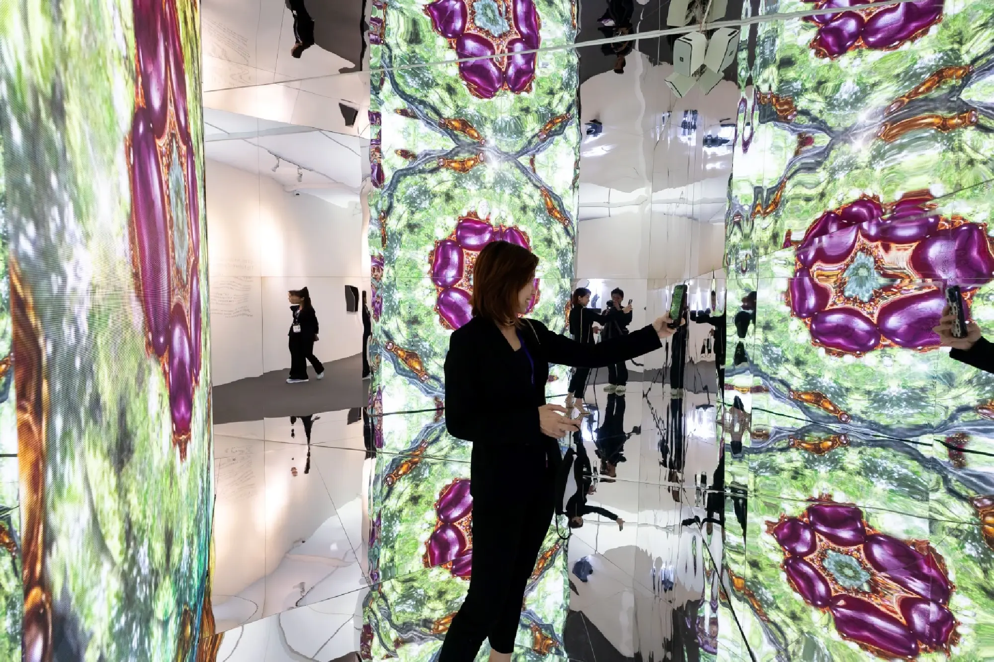 “Magnificent 40-Year Journey of Brilliance” celebrates 40 Years of Bangkok Gems