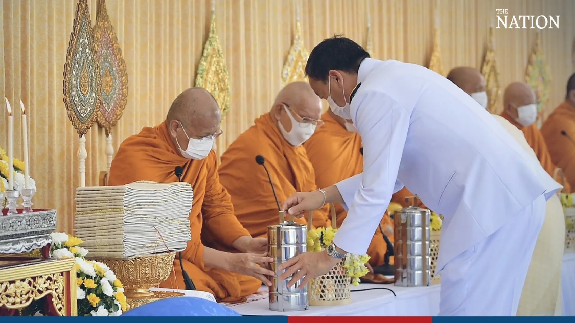 PM joins sombre ceremony to commemorate the passing of beloved monarch