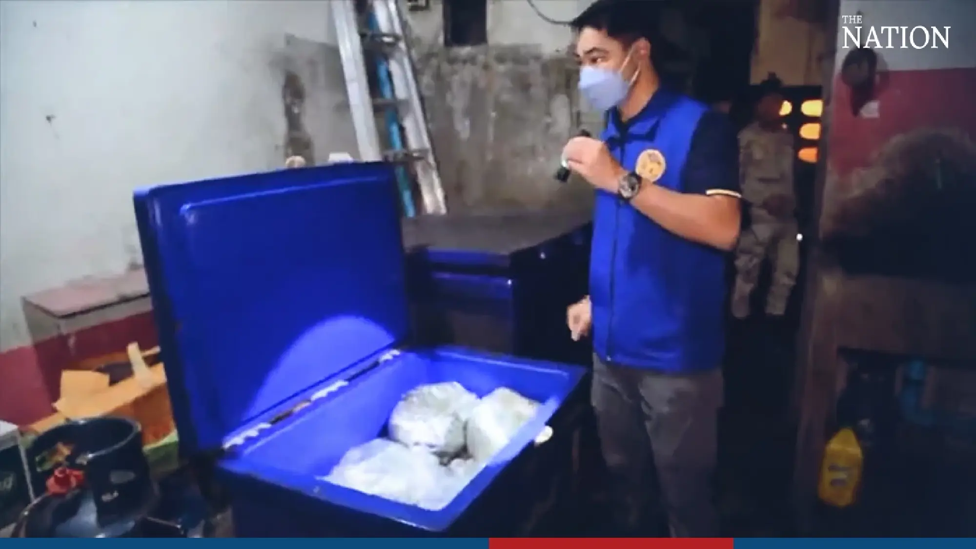 Authorities crack down on unlicensed marijuana shop in Chiang Rai