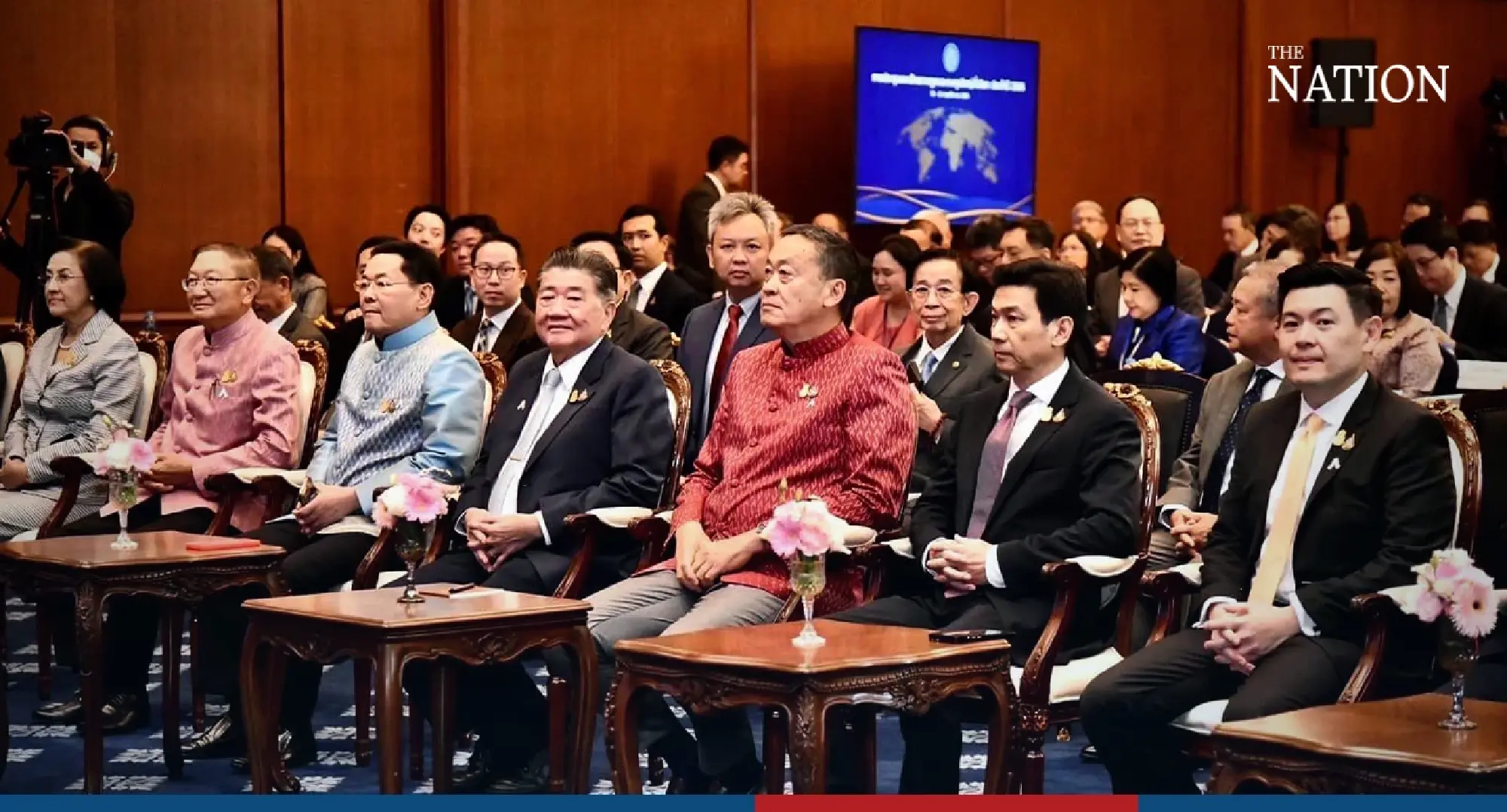 PM calls on ‘Team Thailand’ to boost economic diplomacy