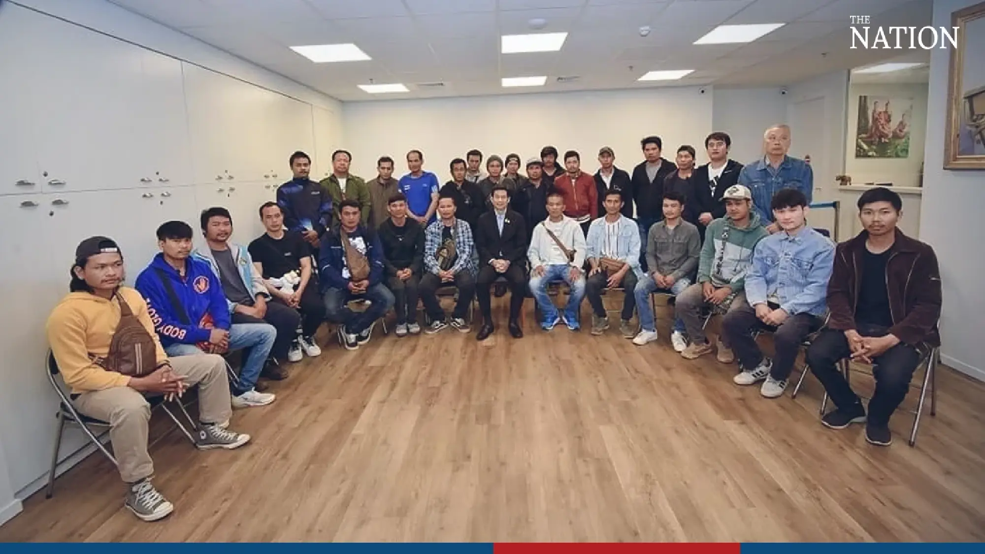 Parnpree meets Thai workers in Israel as more hostages released