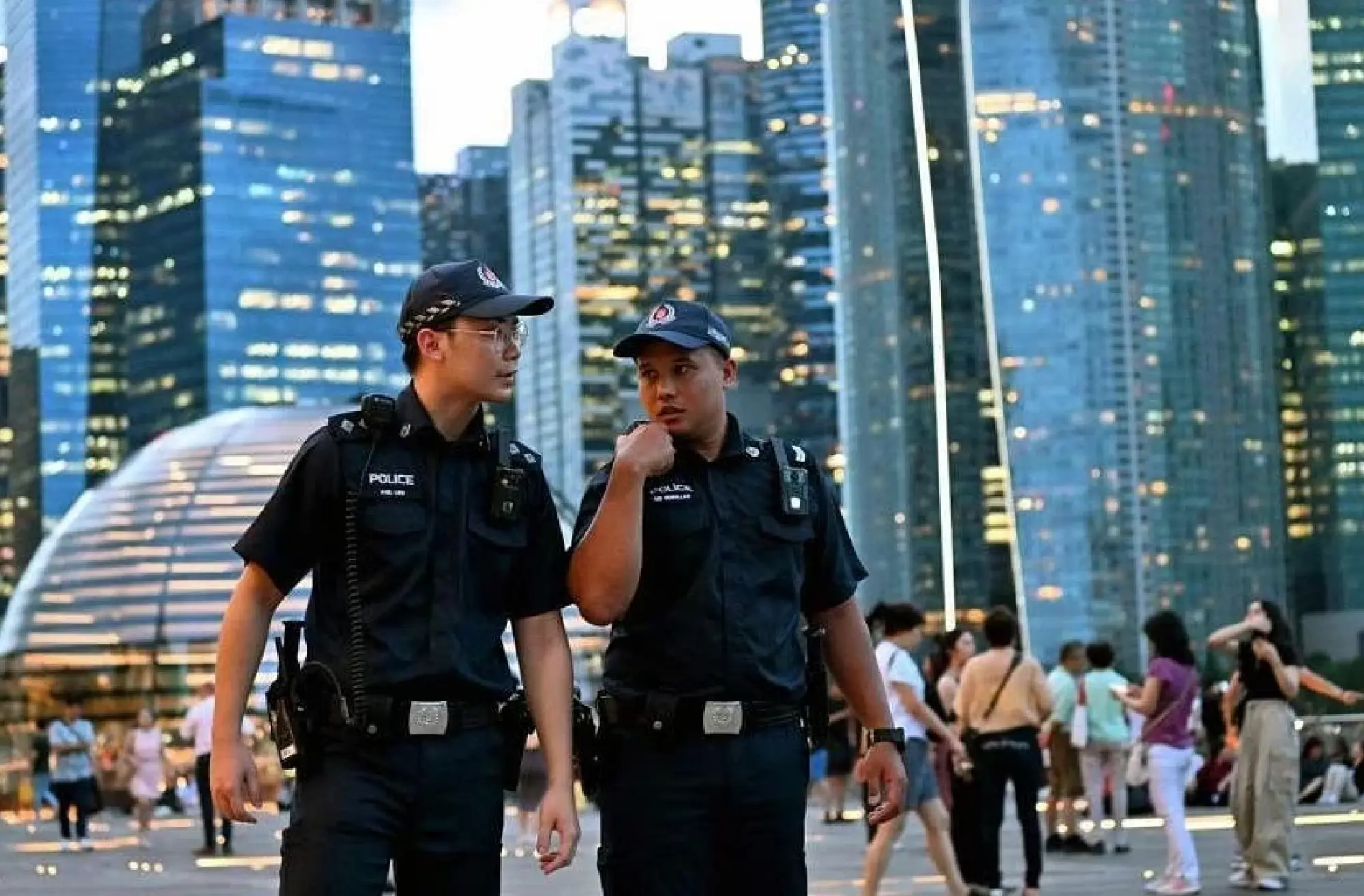 Singapore to Illuminate Marina Bay for New Year's Eve with Crowd Management Lights