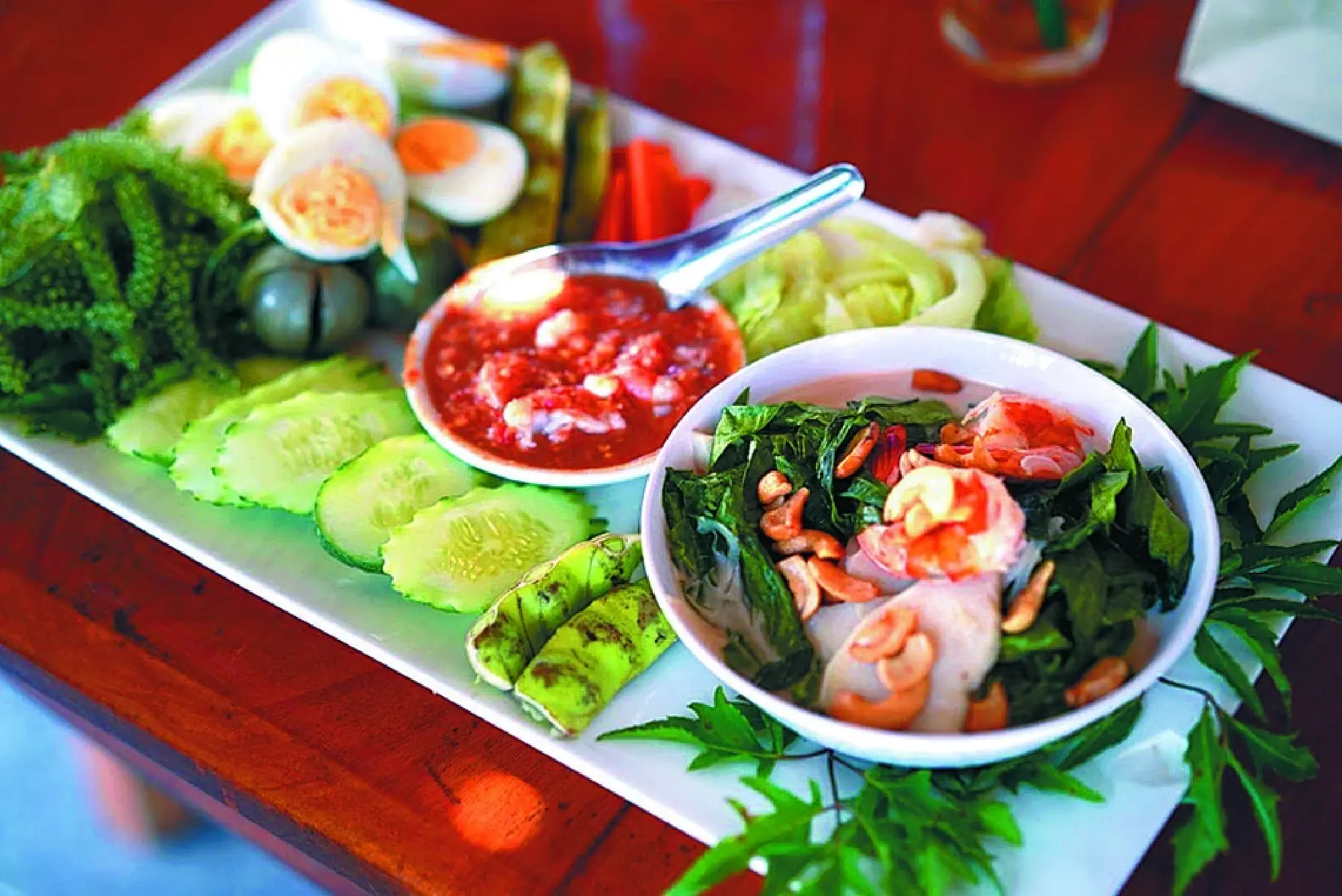 Specialty seafood cuisines of Krabi. [Photo provided to China Daily]