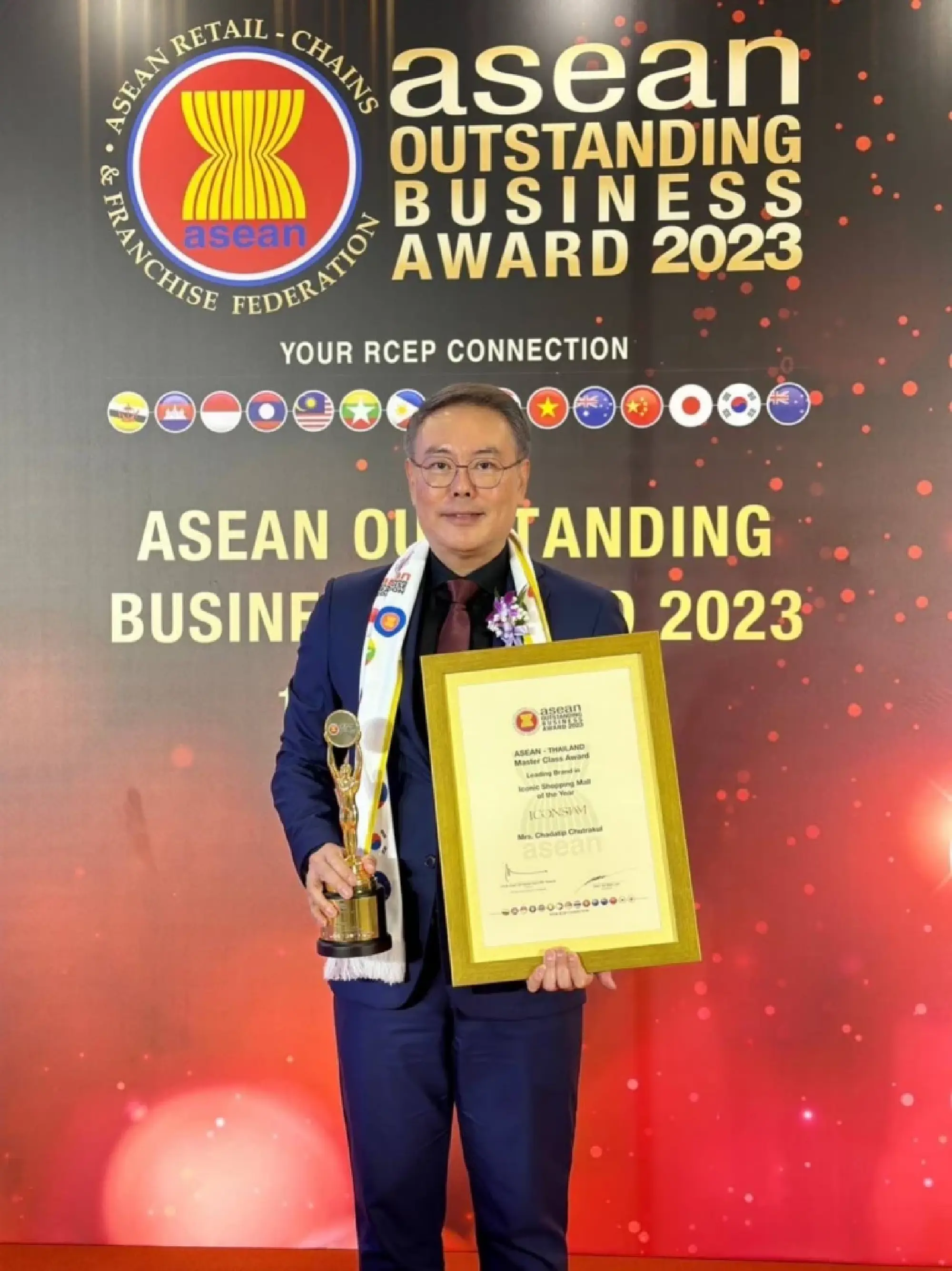 ICONSIAM named Leading Brand in Iconic Shopping Mall of the Year