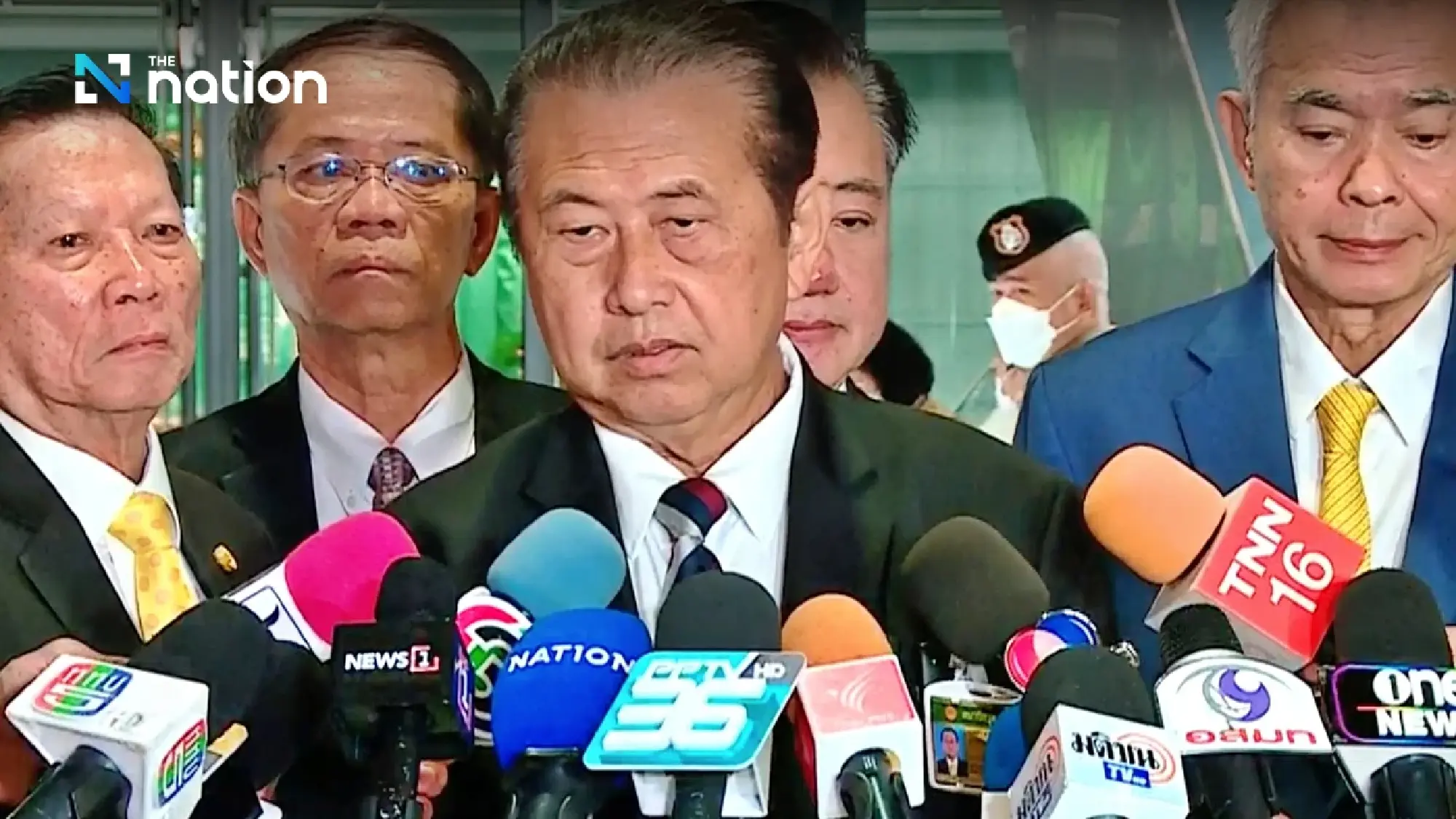 98 senators to demand answers from govt on issues like Thaksin, digital wallet