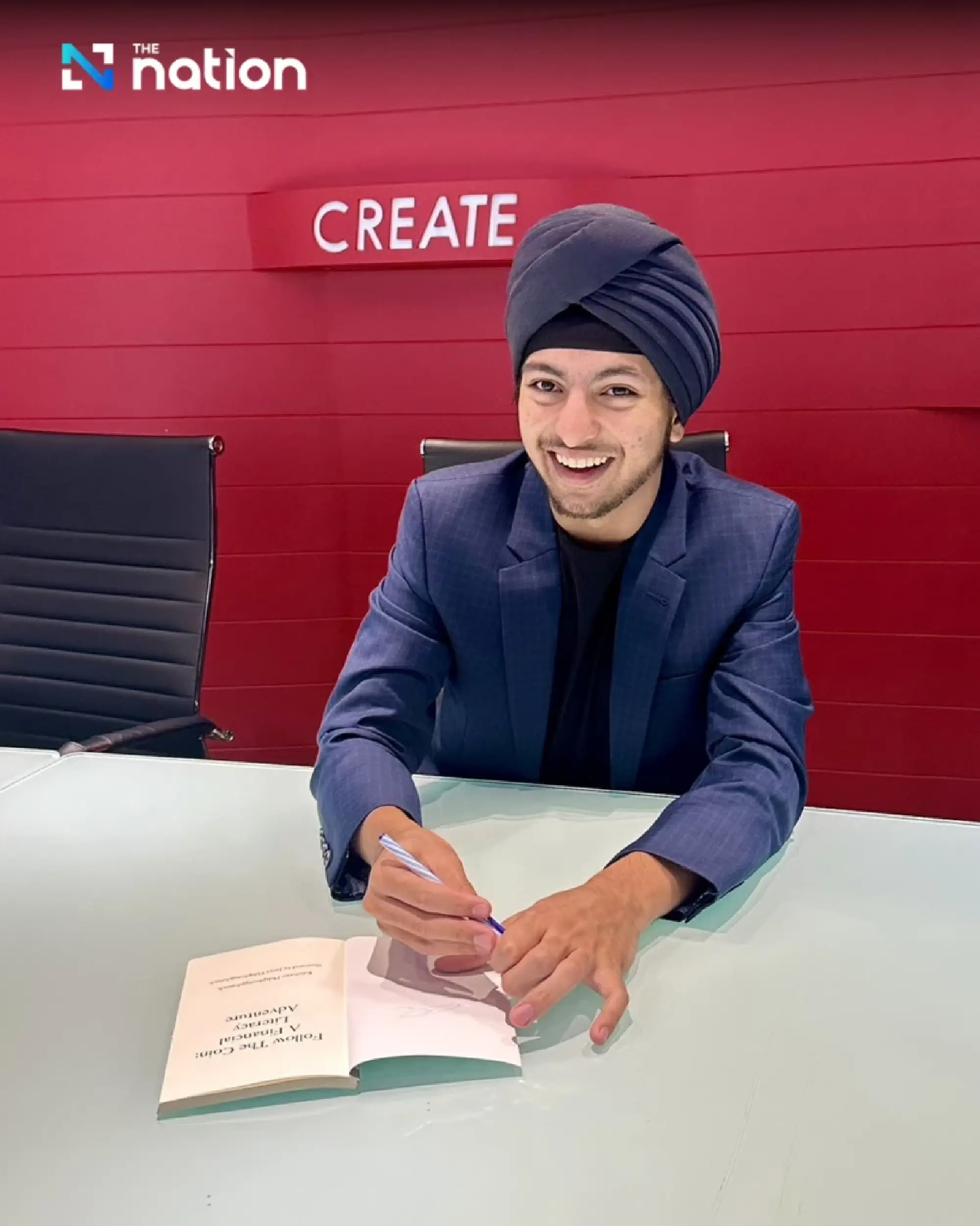 Thai teen takes on himself the responsibility of spreading financial literacy