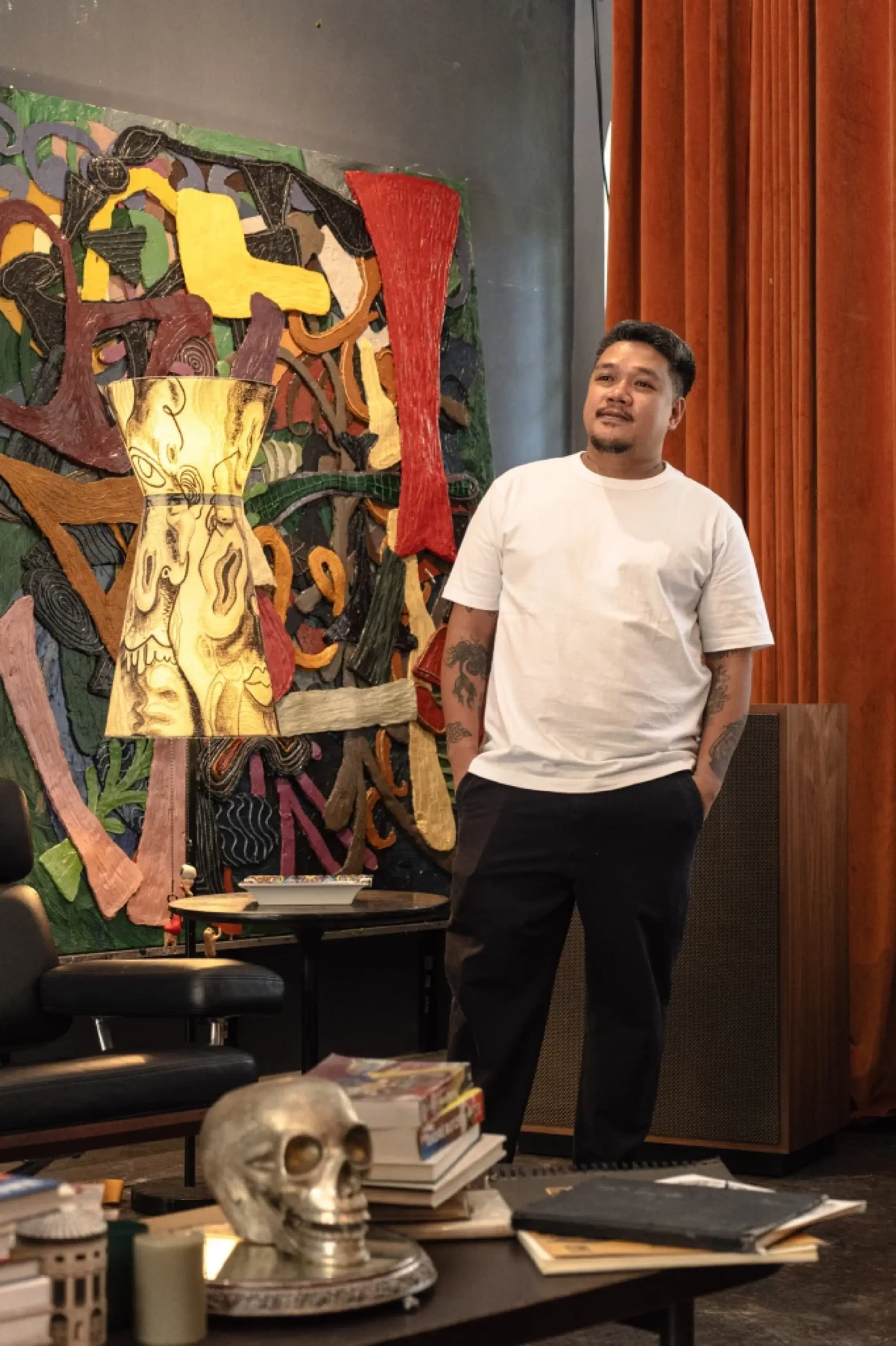 Changing Shades: Artist Jigger Cruz introduces a new style of painting