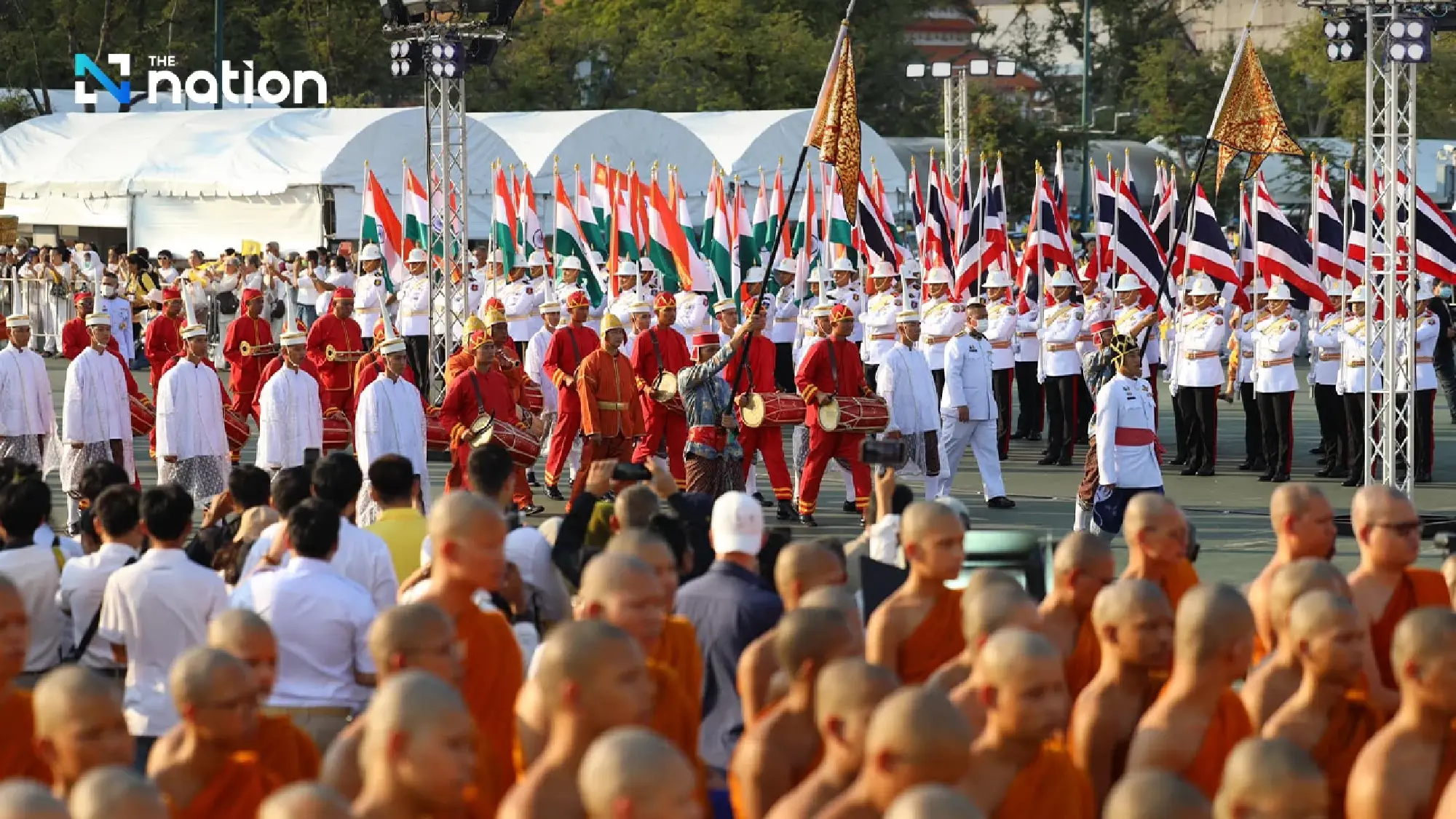 Supreme Patriarch enshrines relics of Buddha’s disciples at Sanam Luang