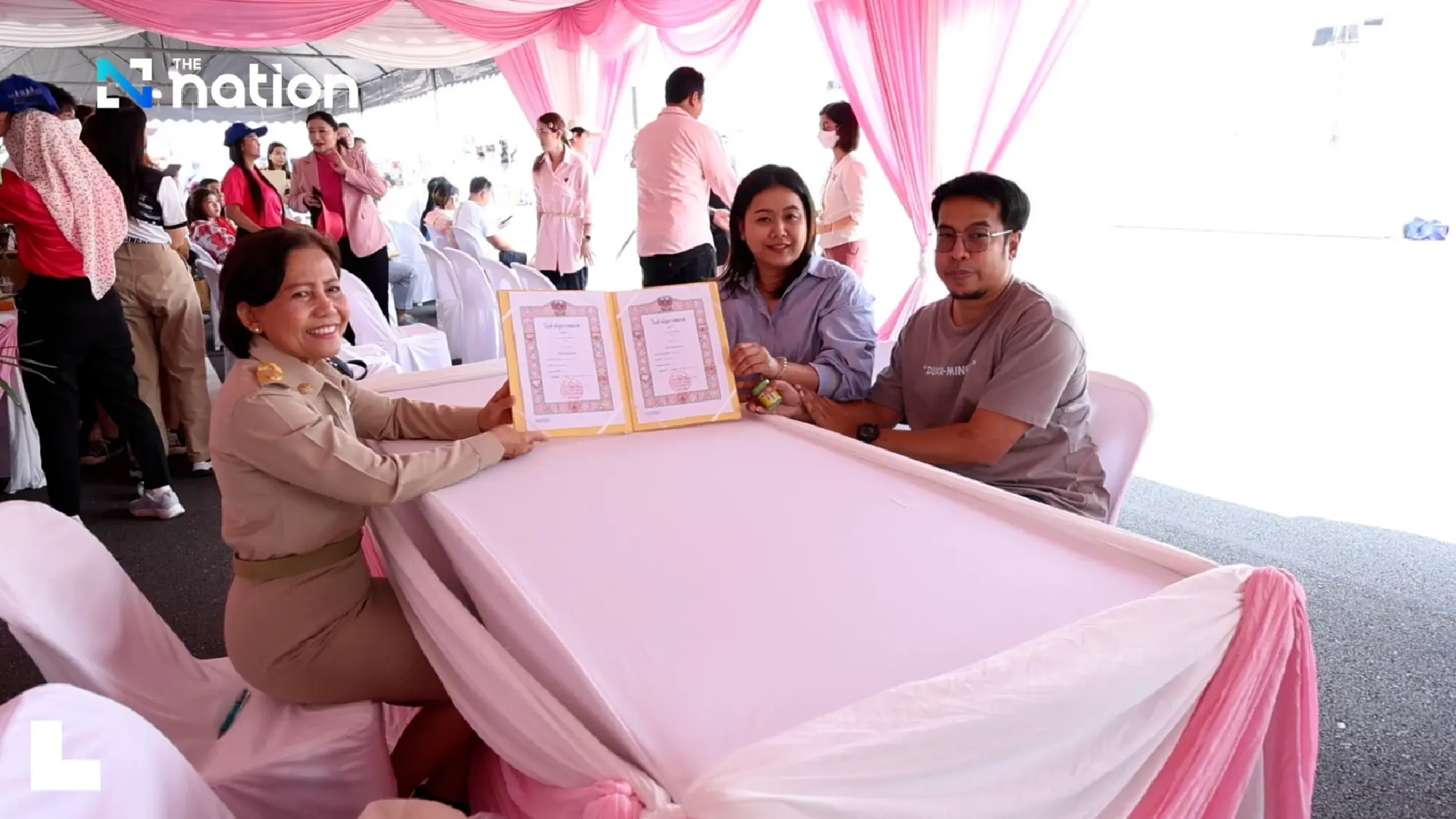 Luck Lock Love on Rama IX Bridge | The Nation