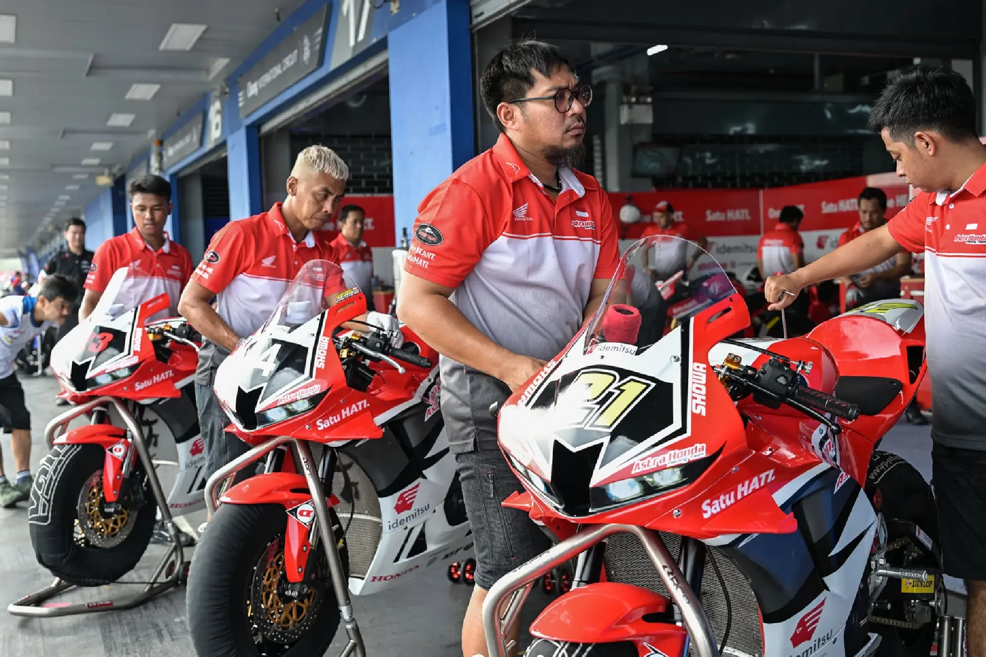 On two wheels: Thai team tops pre-season testing in two categories