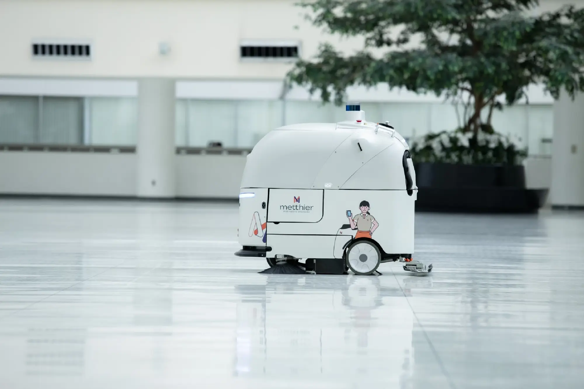 Metthier unveils next generation cleaning robots empowered by IoT technology, encourages government to prepare legal framework for technology adoption