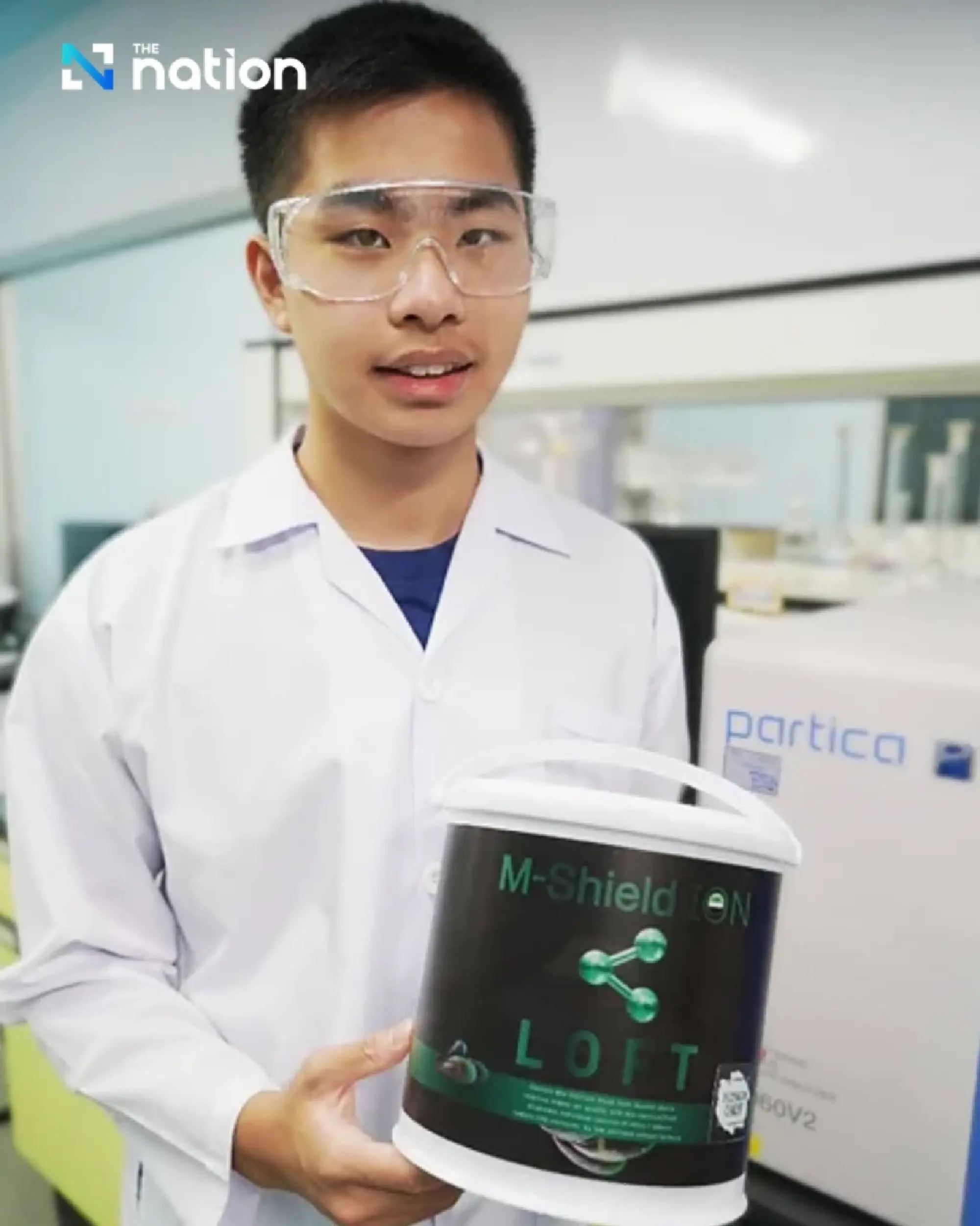 Teenage innovator transforms waste into air-purifying paint with significant social impact