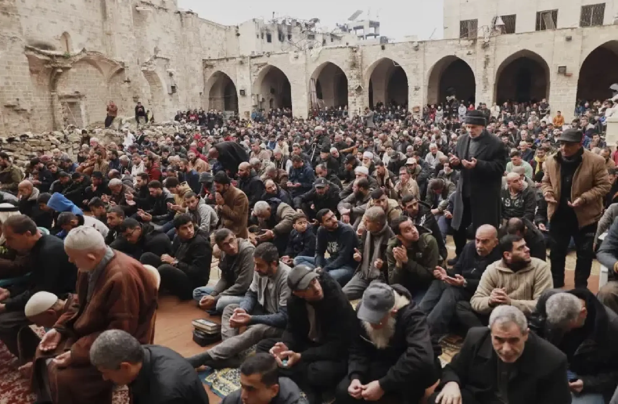 Hamas frees 4 Israeli female soldiers for 200 Palestinians as truce holds