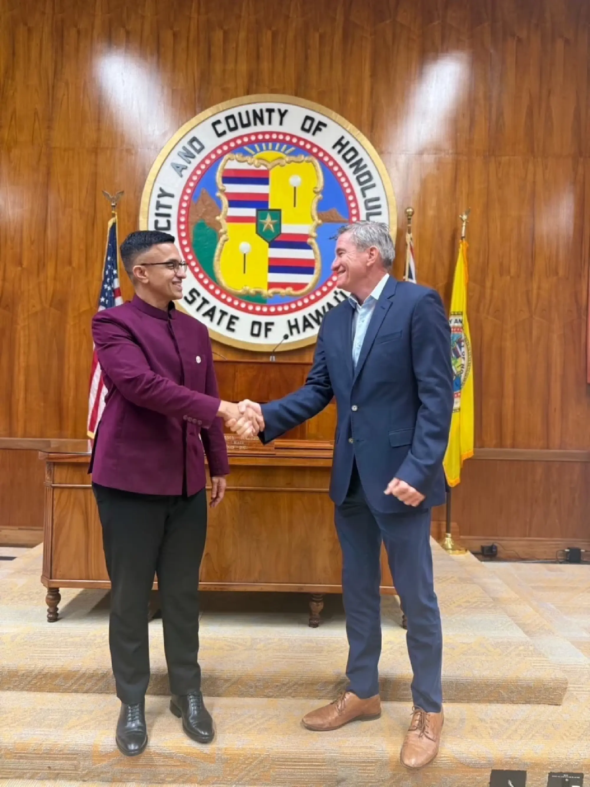 Bangkok and Honolulu Renew Sister-City Ties After 10 Years