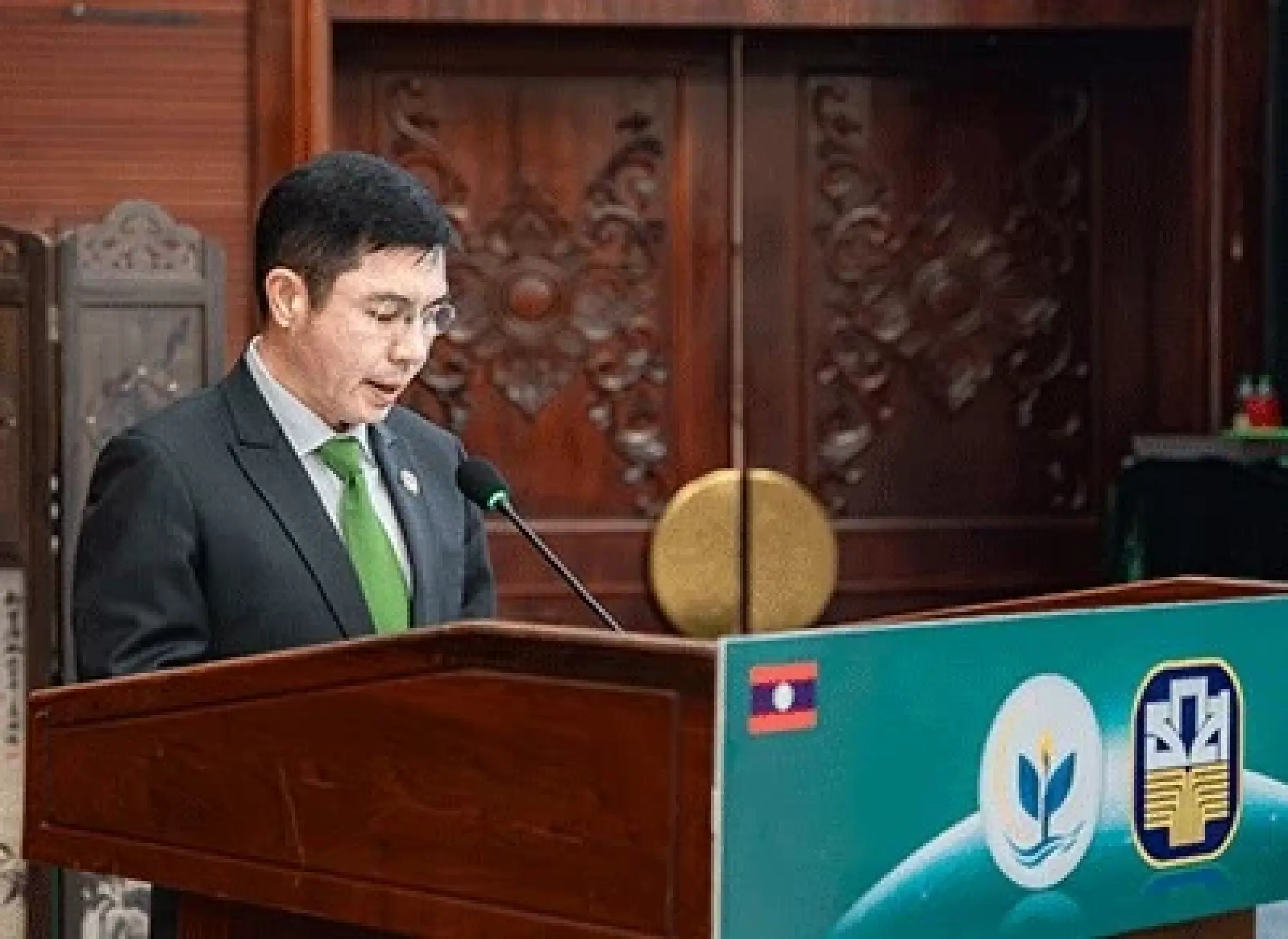 Lao, Thai banks launch international partnership.
