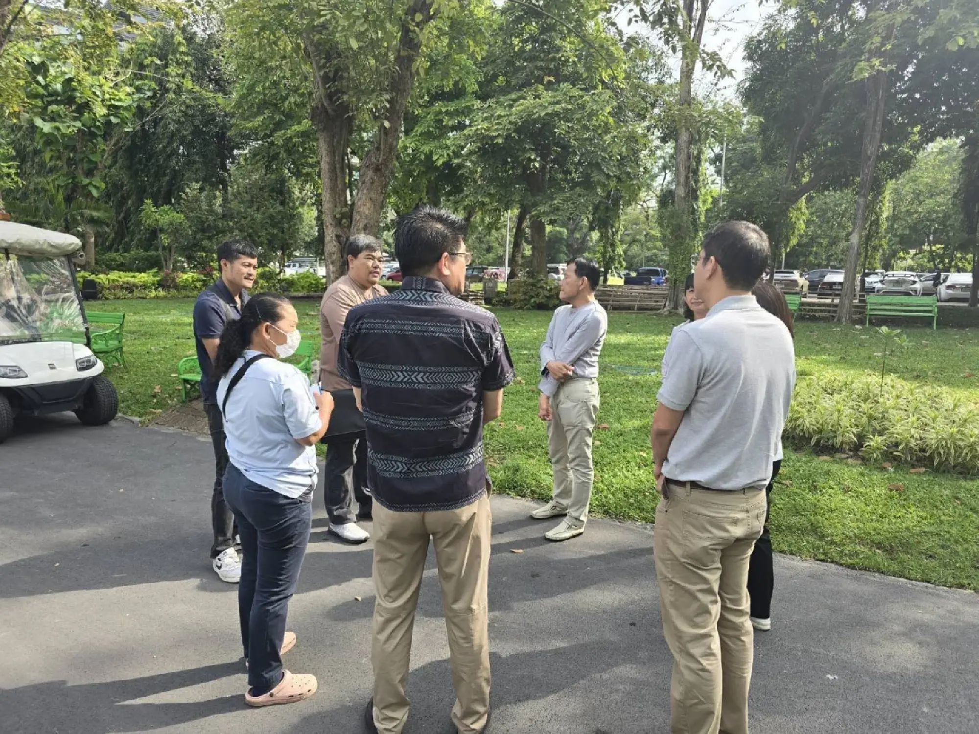 Lumpini Park Restroom Refurbishment Progresses, Three of Seven Buildings Complete