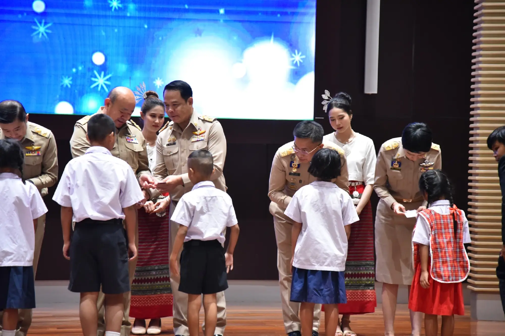 Bangkok and Six Agencies Unite to Aid Stateless Individuals and Those with Registration Issues