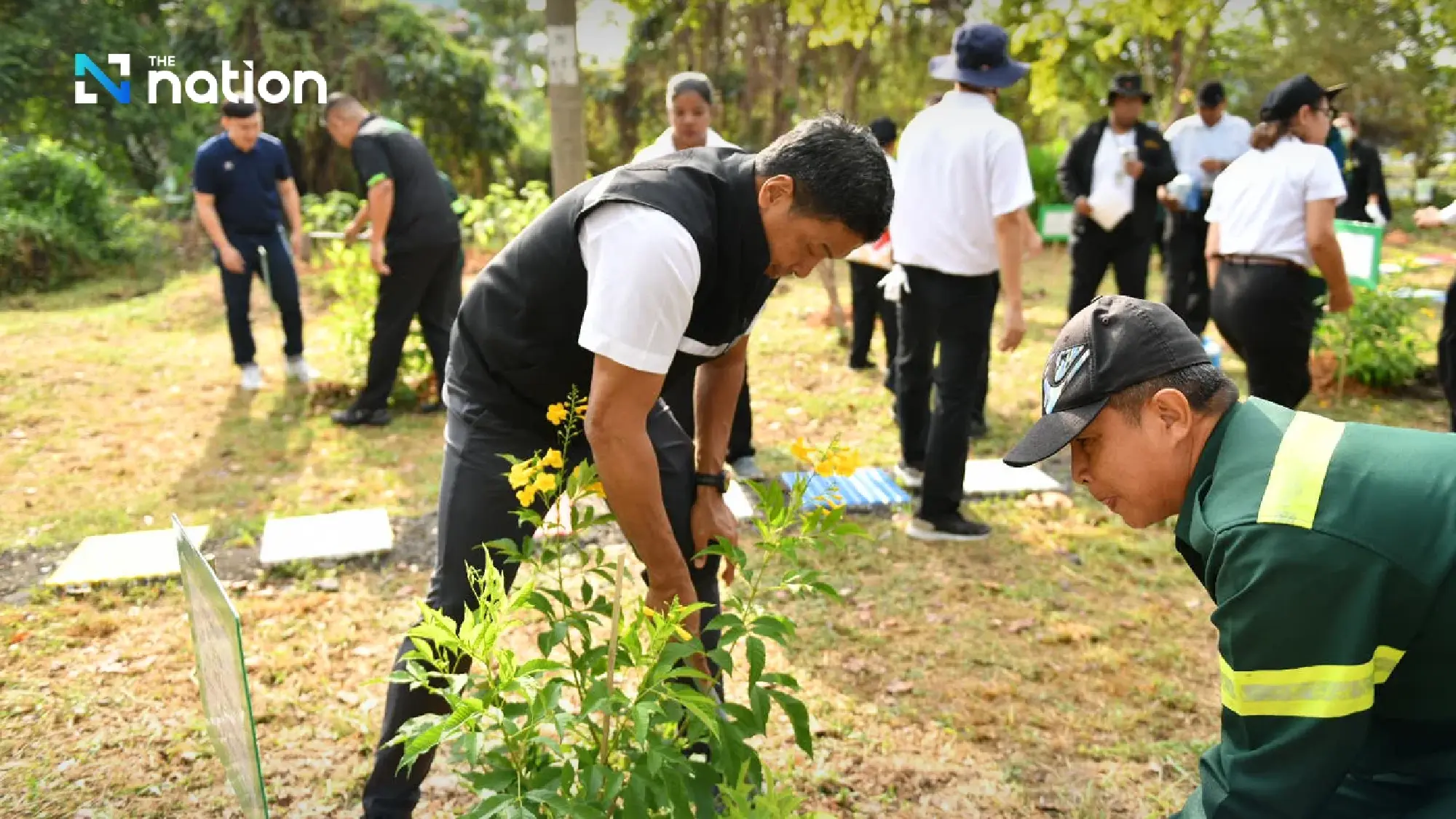 Bangkok Governor pledges to revitalise Bang Bon district\'s landscape