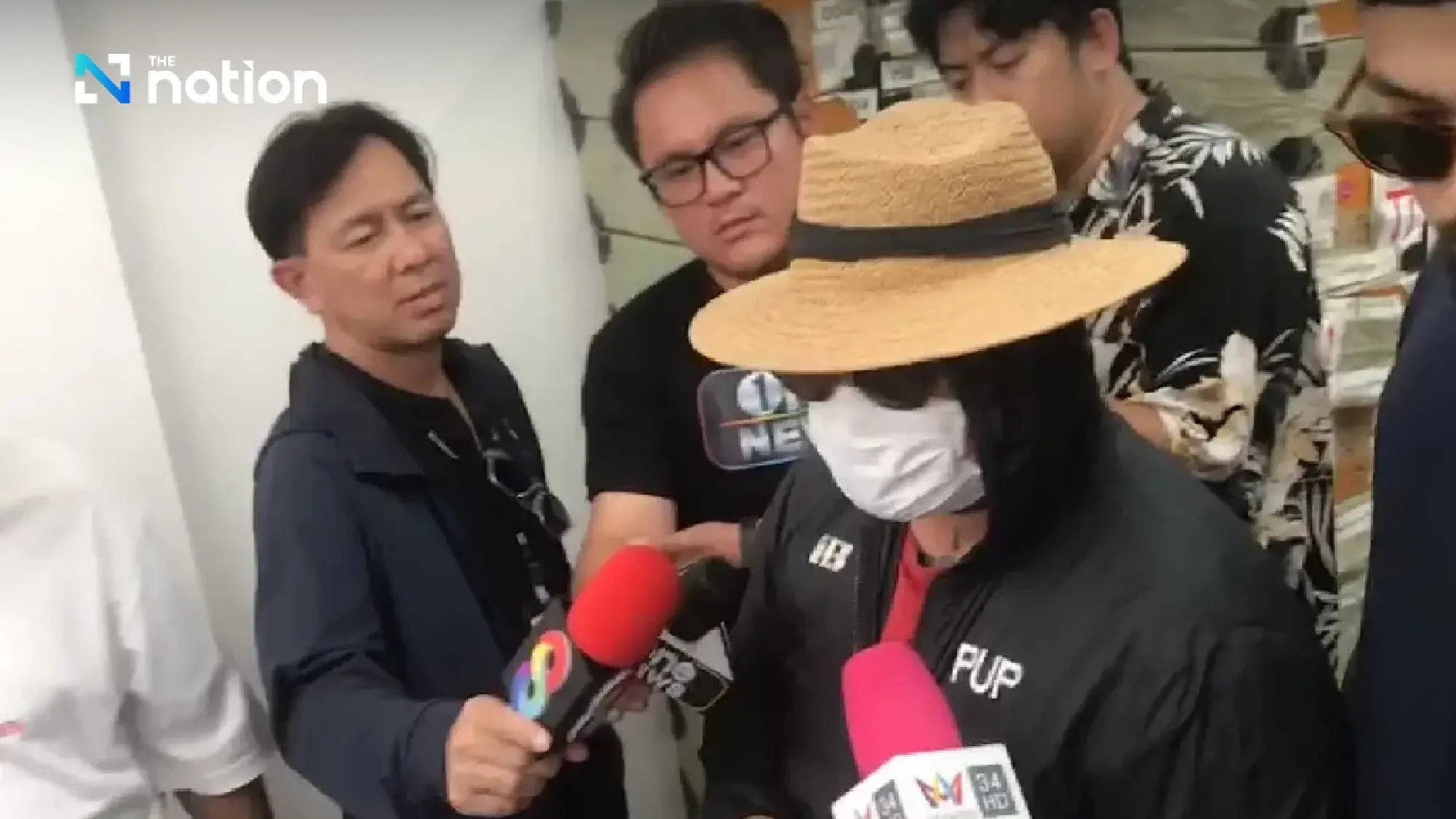 Police Seize 30 Million Baht Worth of E-Cigarettes in Bangkok Raid