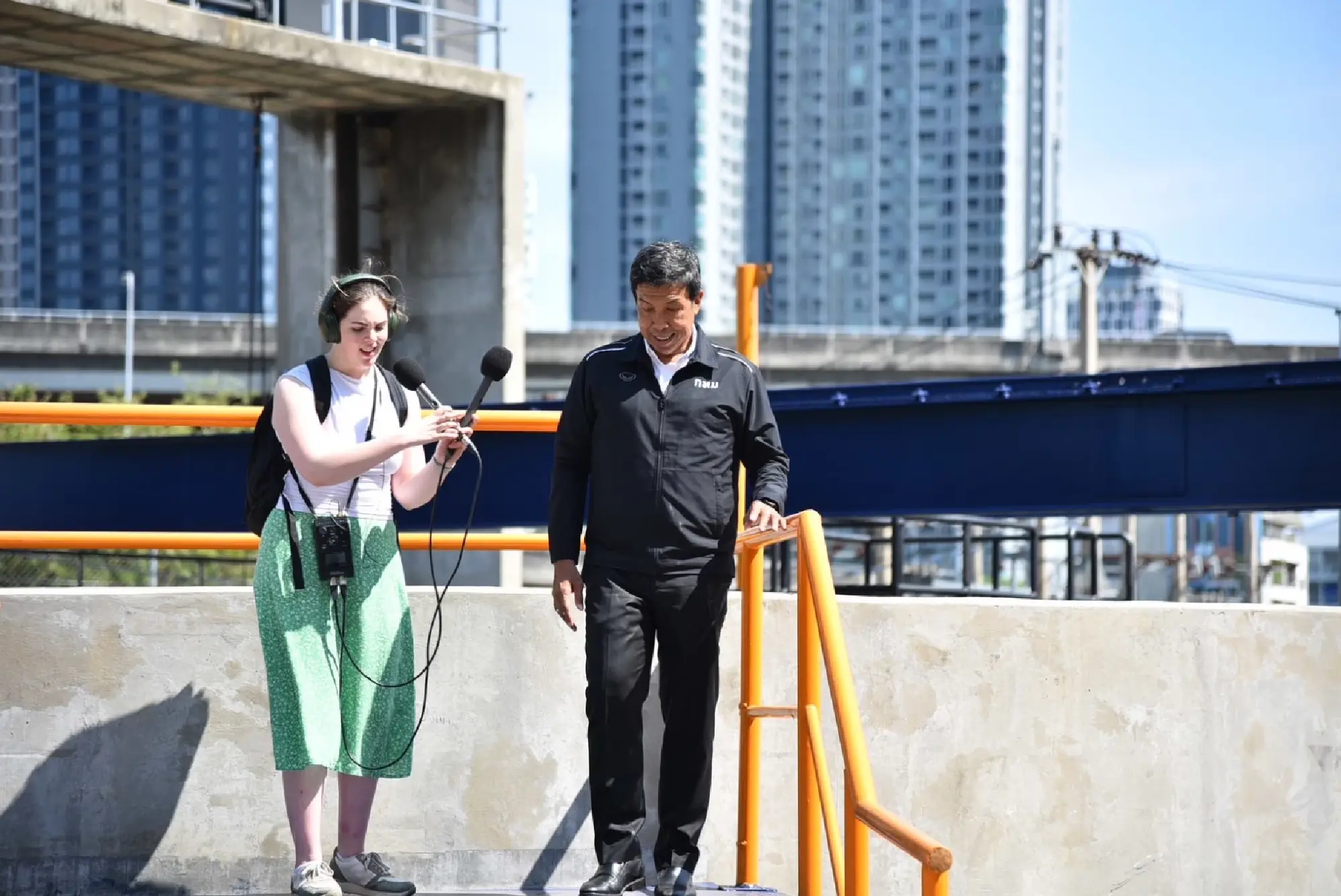 Bangkok Governor Gives Interview to BBC UK on Handling Bangkok\'s Water Situation Under Climate Change