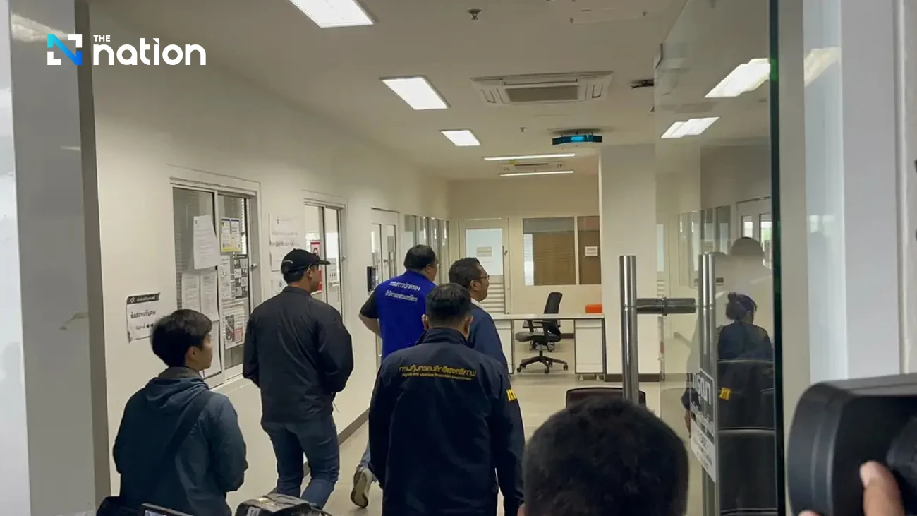 Guards linked to apparent suicide of ex-cop to face prosecution