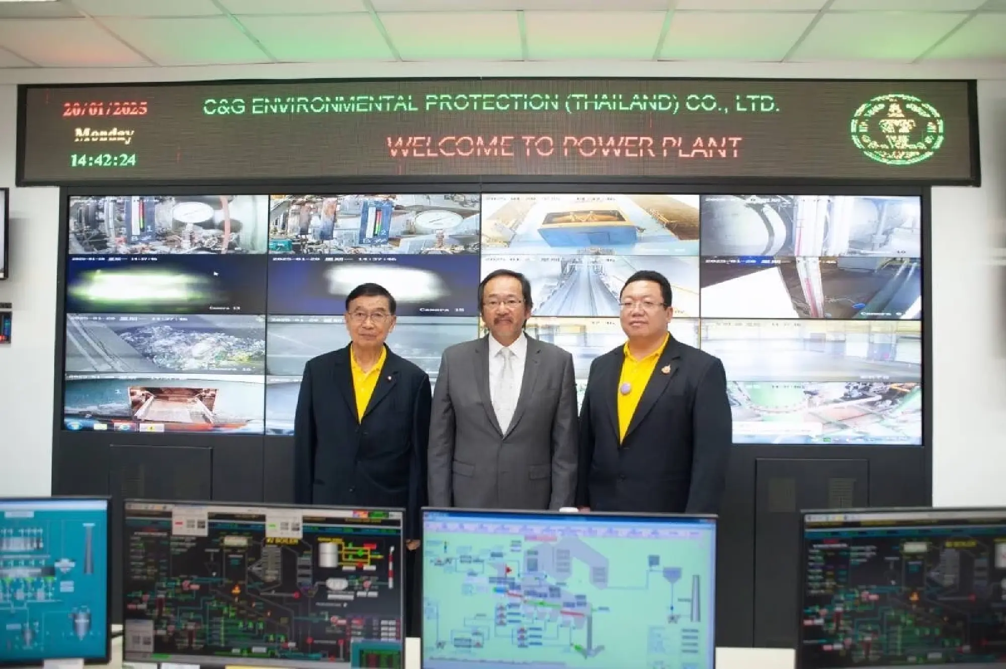 Japanese Delegation Tours Nong Khaem Waste Facility