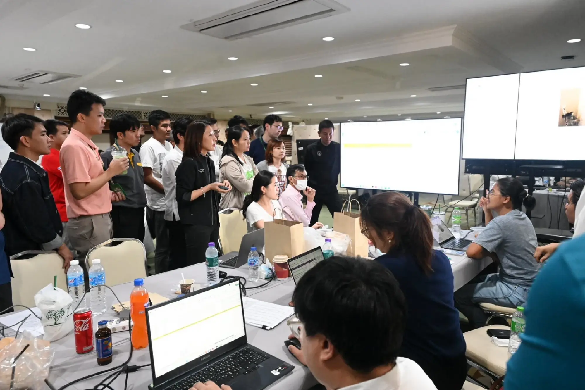 Bangkok Enhances Reporting System for Earthquake Damage, Deploys Volunteer Engineers