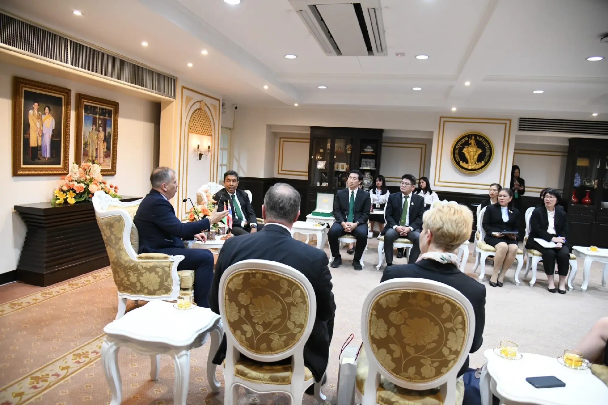 Bangkok and Budapest Explore Closer Ties, Eye AI for Greener Future