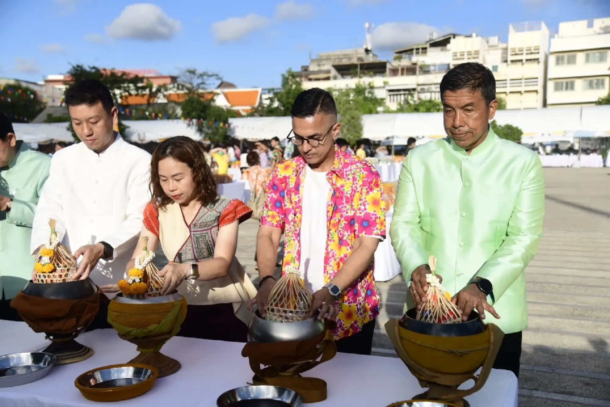 BMA hosts alms-giving and water-pouring ceremonies to mark Songkran