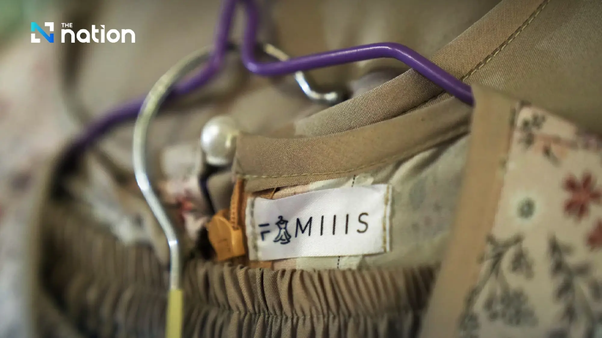 The sisters eventually launched their own brand, Famiiis—a blend of their names.