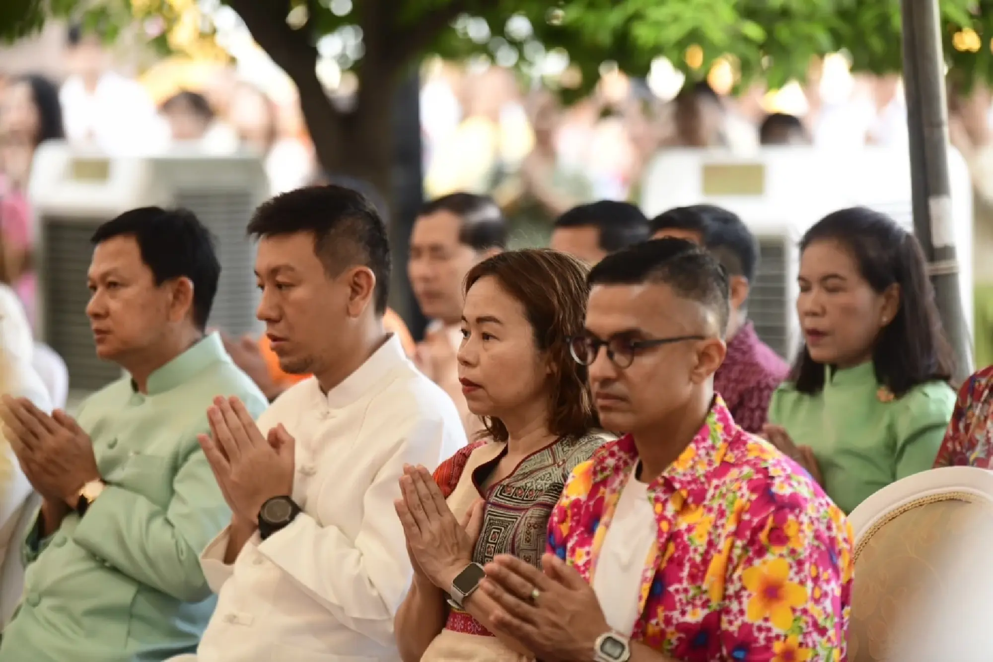 BMA hosts alms-giving and water-pouring ceremonies to mark Songkran