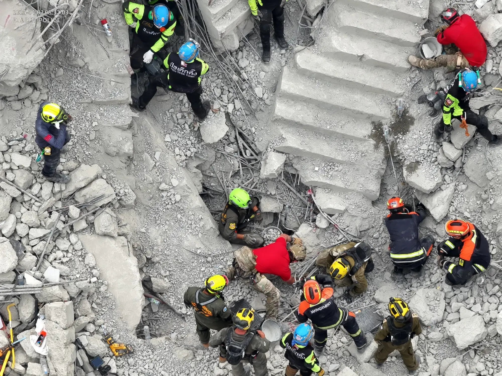 BMA presses on with rescue of collapsed building victims