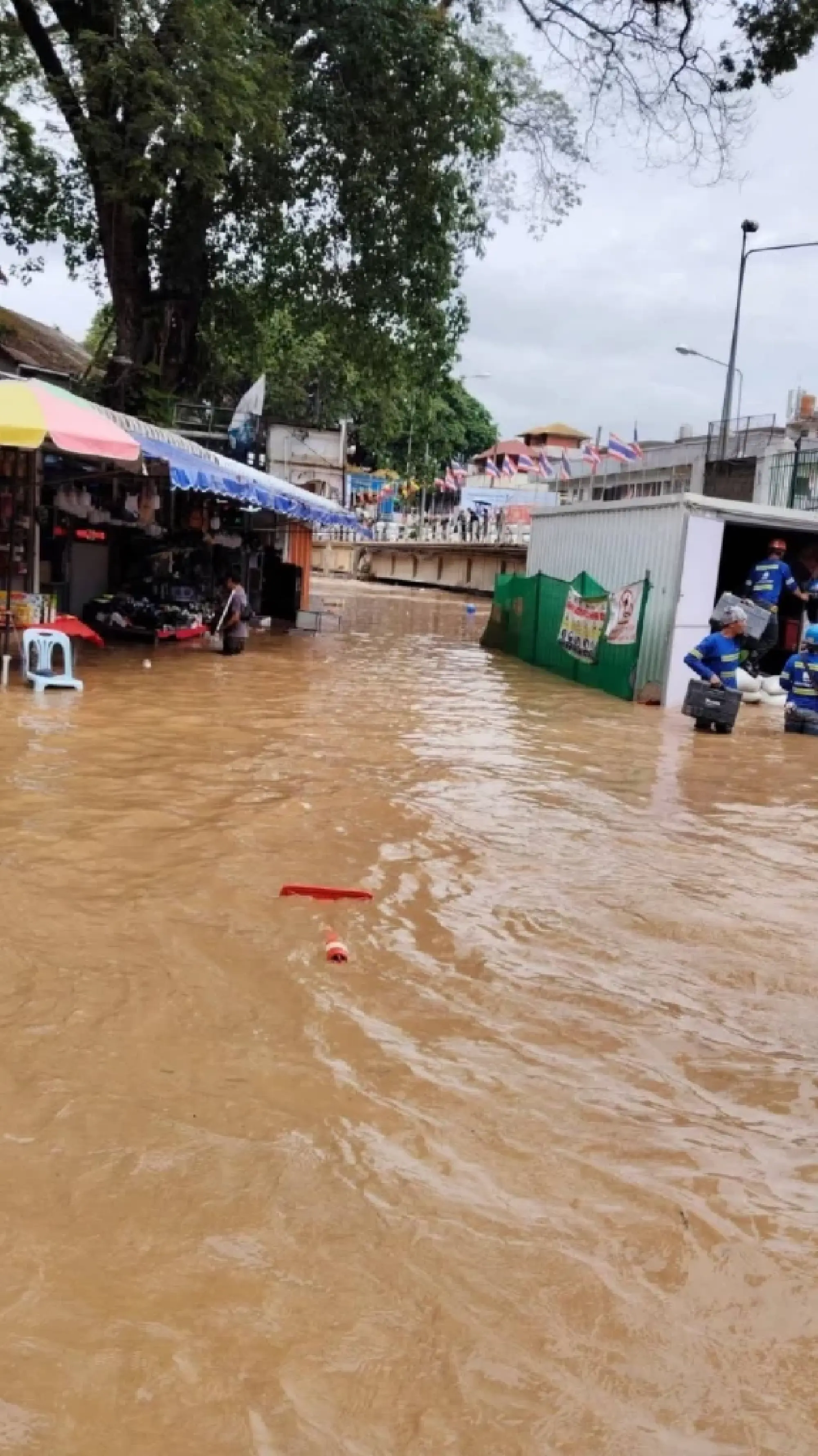 Flash flooding hits Mae Sai, Chiang Rai amid continuous heavy rain