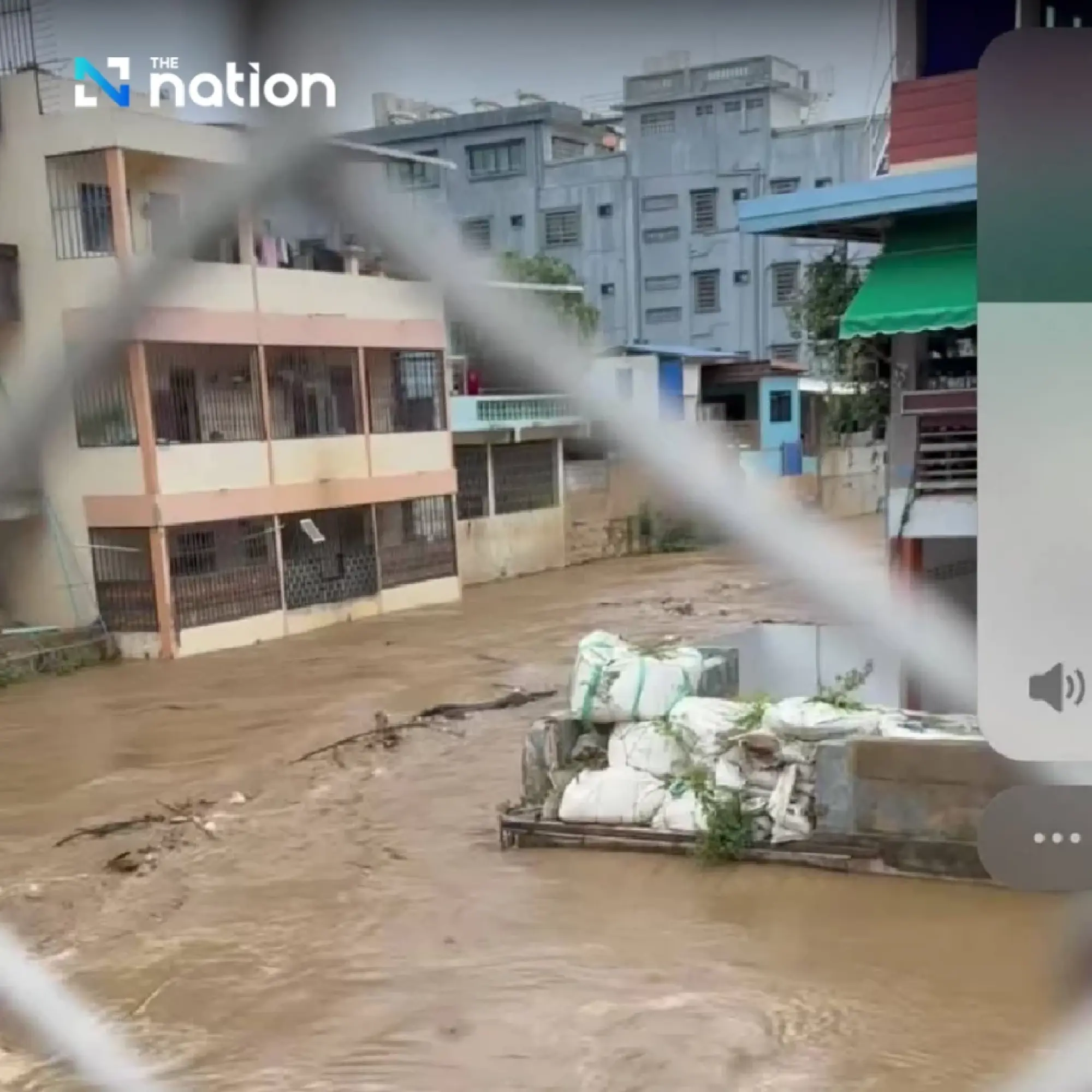 Flash flooding hits Mae Sai, Chiang Rai amid continuous heavy rain