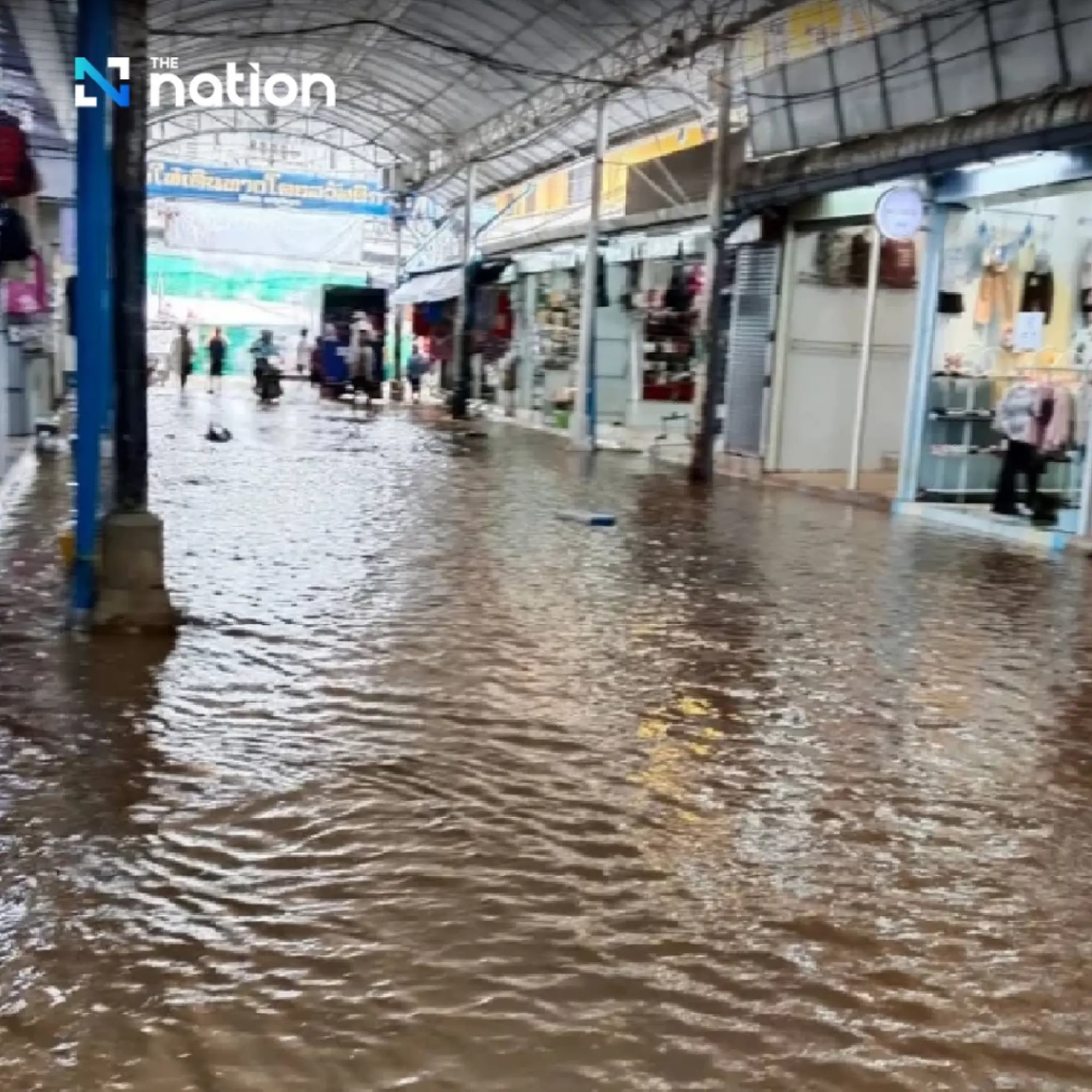 Flash flooding hits Mae Sai, Chiang Rai amid continuous heavy rain
